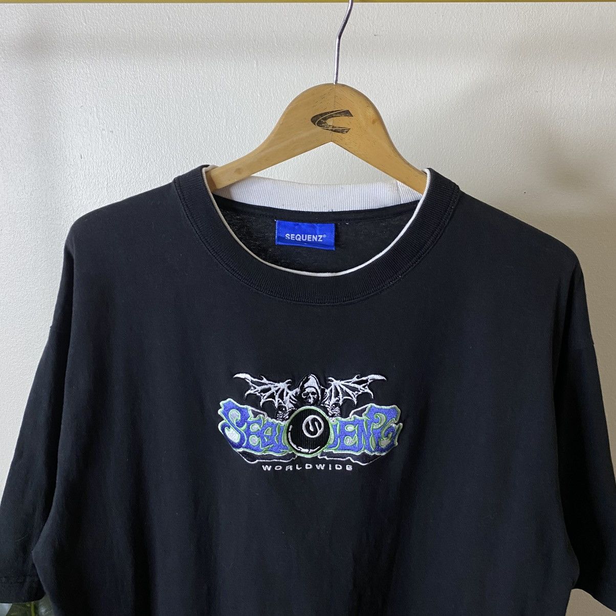 Vintage Vintage Y2K Sequenz Skateboard Grim Reaper Skater Tee Size US L / EU 52-54 / 3 - 2 Thumbnail