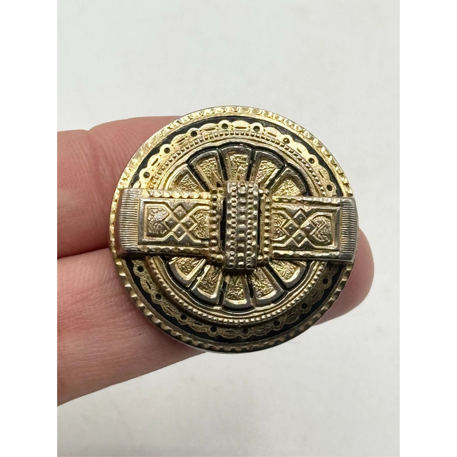 Vintage CAROLINE STUART Newark NY Art Deco Brooch Pin Size ONE SIZE - 3 Thumbnail