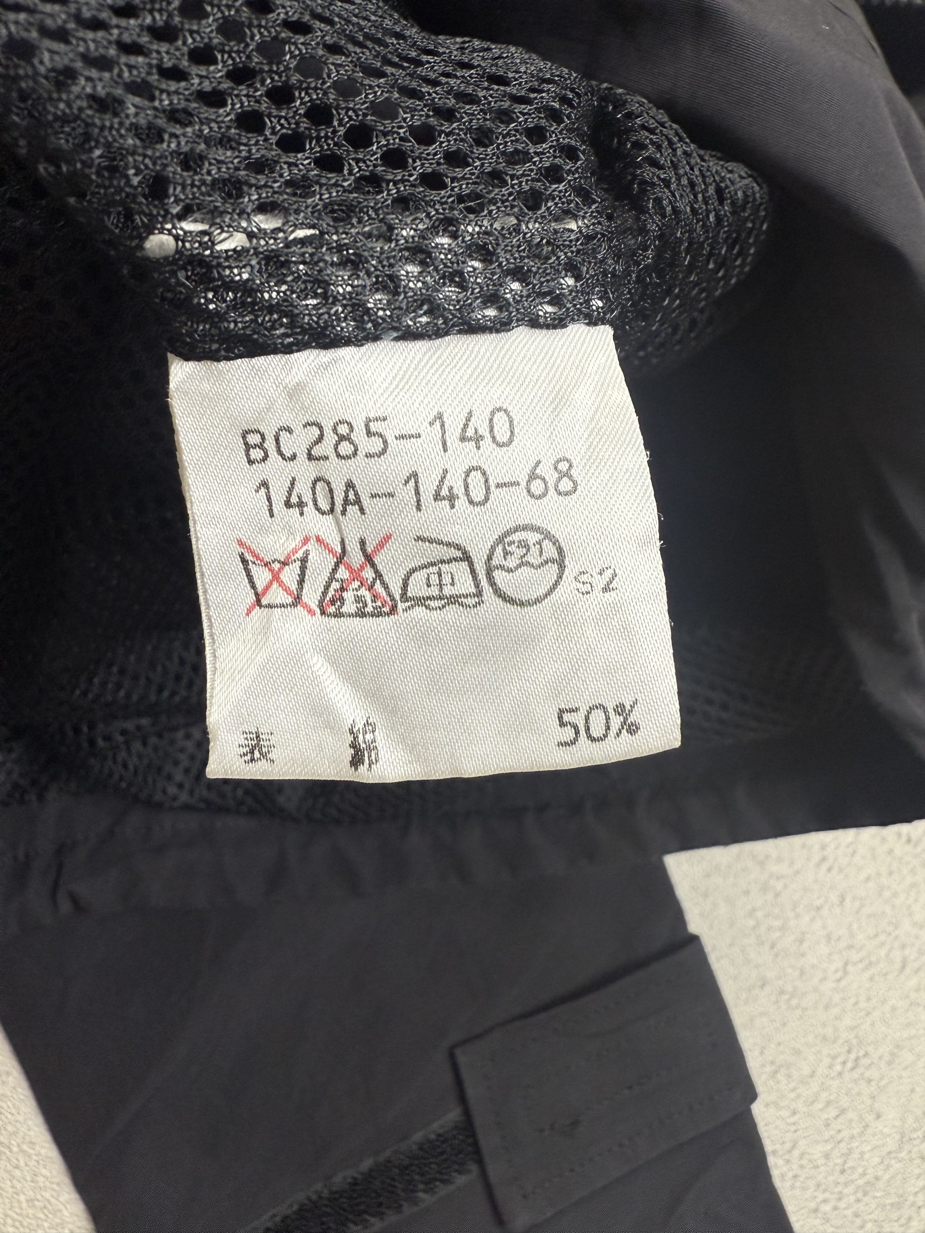 Burberry Vintage Burberry Jacket Size S / US 4 / IT 40 - 8 Thumbnail