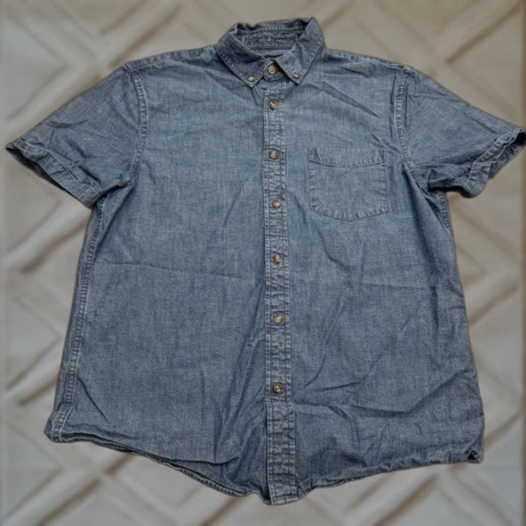 Banana Republic Banana Republic Slim Fit Chambray Button-Up Shirt Mens Medium Blue Cotton Casual Outdoor Size US 31 - 1 Thumbnail