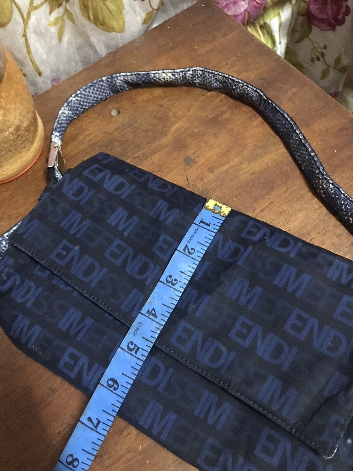 Fendi saddle bag vintage hotsell