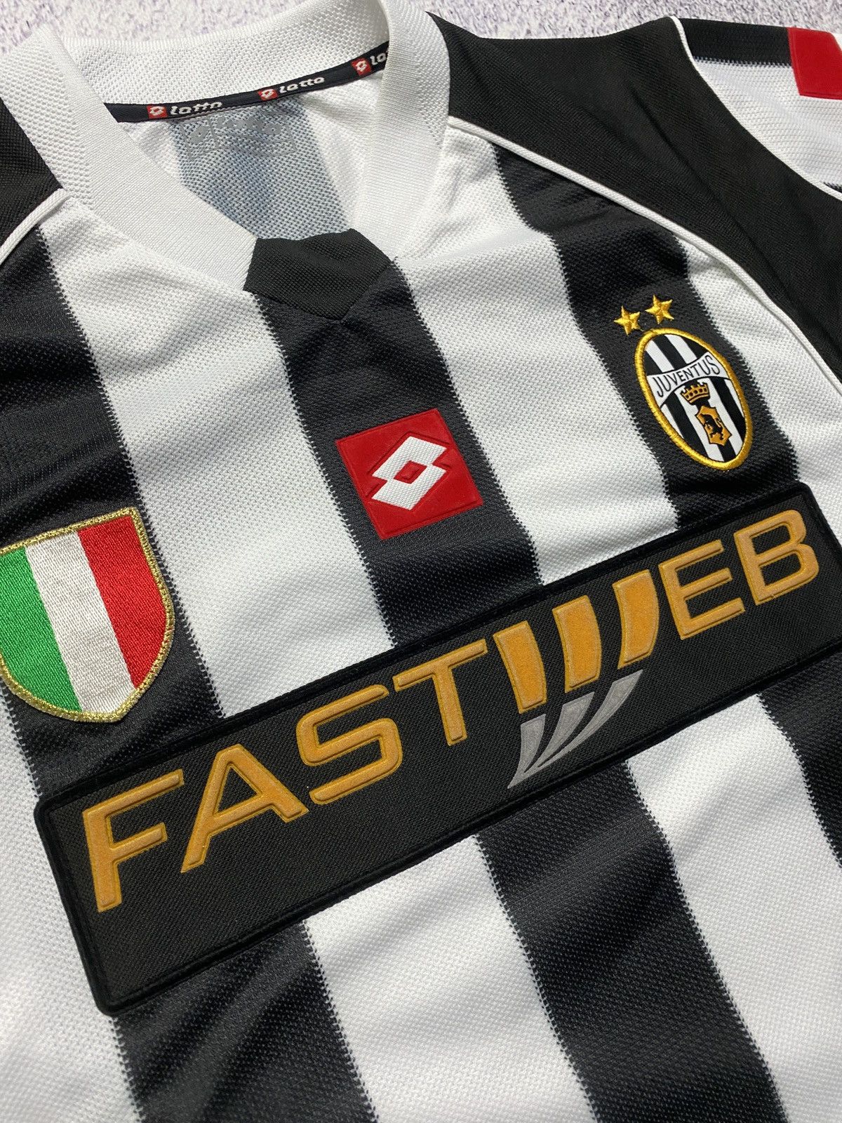 Lotto Sport × Vintage Vintage Lotto Juventus 2002/2003 Home Soccer Jersey Rare Size US L / EU 52-54 / 3 - 5 Thumbnail