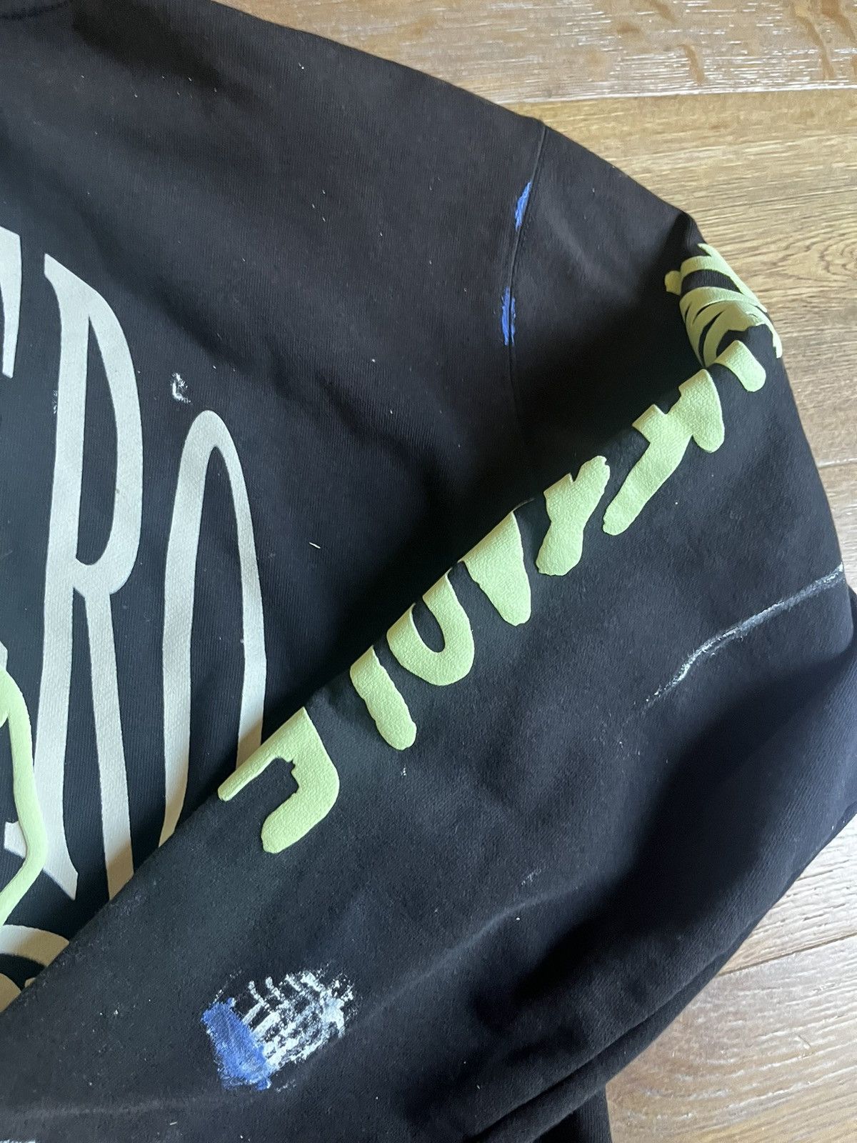 Dreamville JCOLE TOUR MERCH LIMITED* “Numero Uno” Size US L / EU 52-54 / 3 - 4 Thumbnail