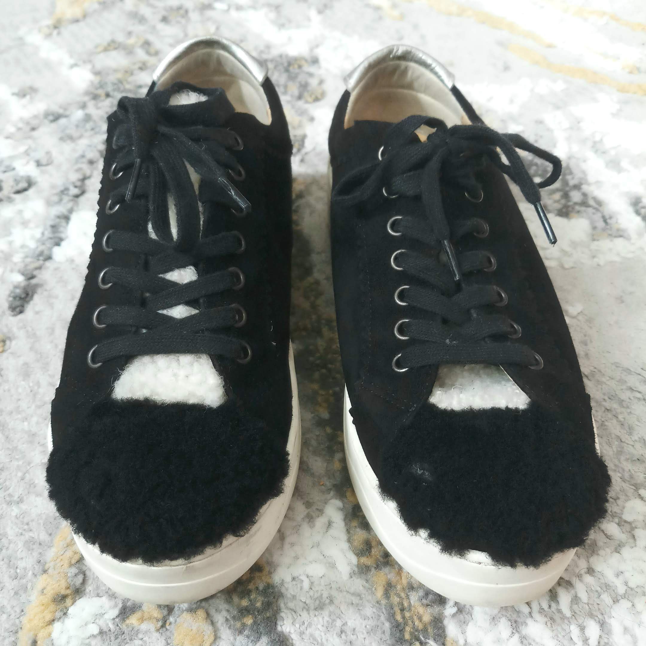 Tsumori Chisato Tsumori Chisato Walk Faux Fur Shoes Size US 6 / IT 36 - 2 Thumbnail