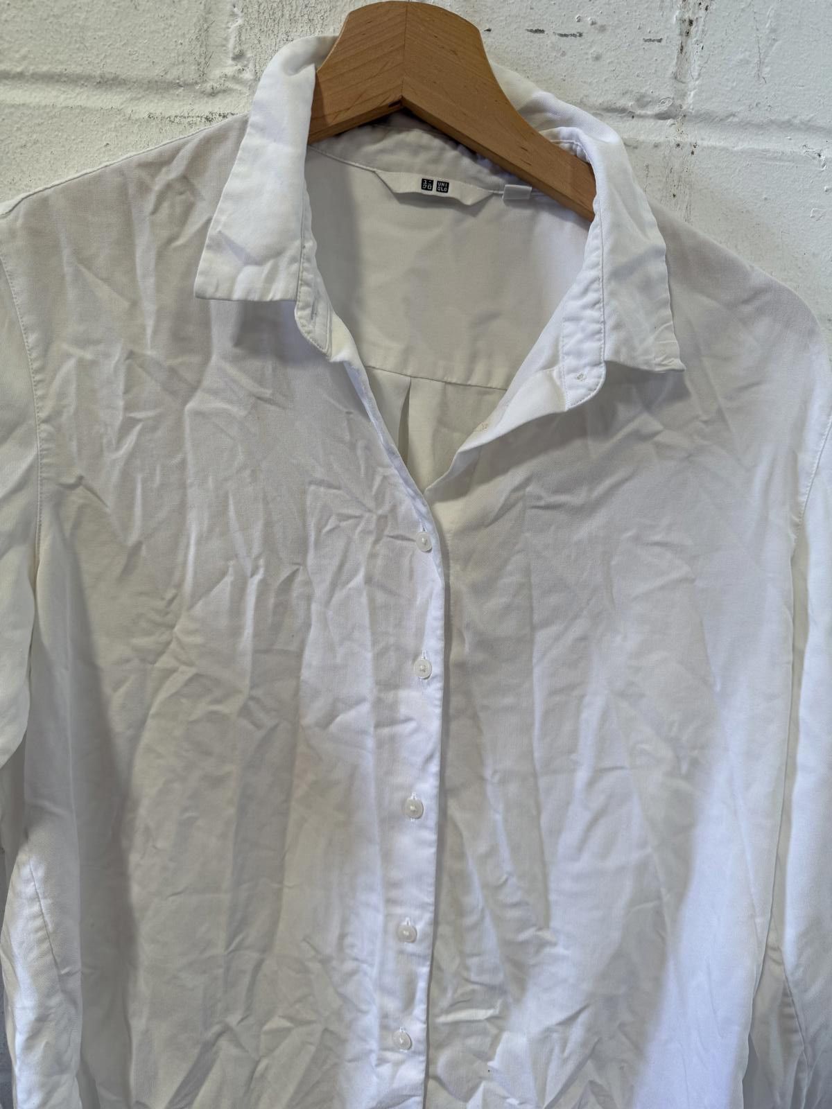 Designer Stylish White Button-Up Shirt Size US L / EU 52-54 / 3 - 2 Thumbnail