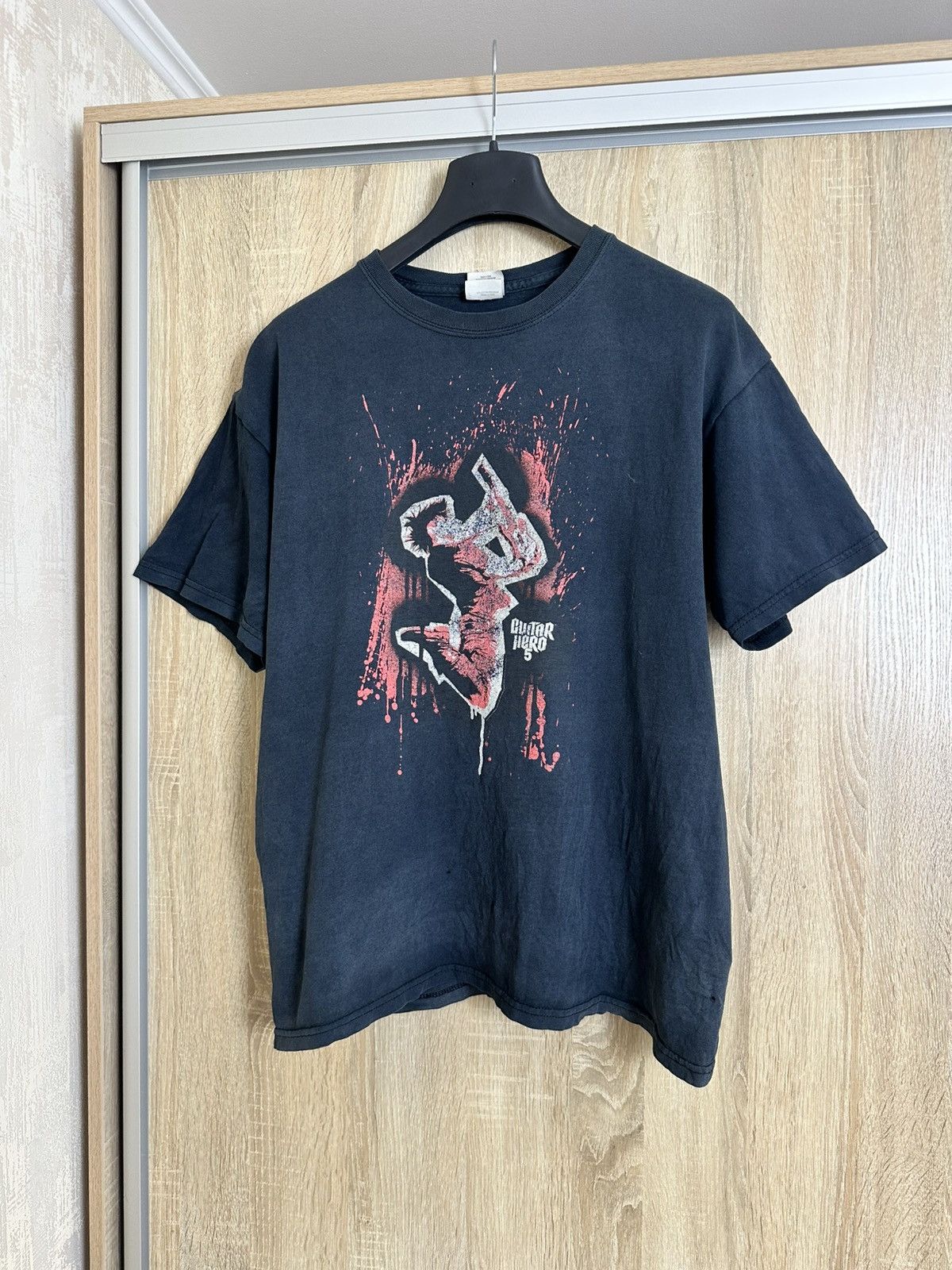 Playstation 🔥 2009 Guitar Hero 5 Xbox Playstation Sega Game T Shirt Size US L / EU 52-54 / 3 - 2 Thumbnail