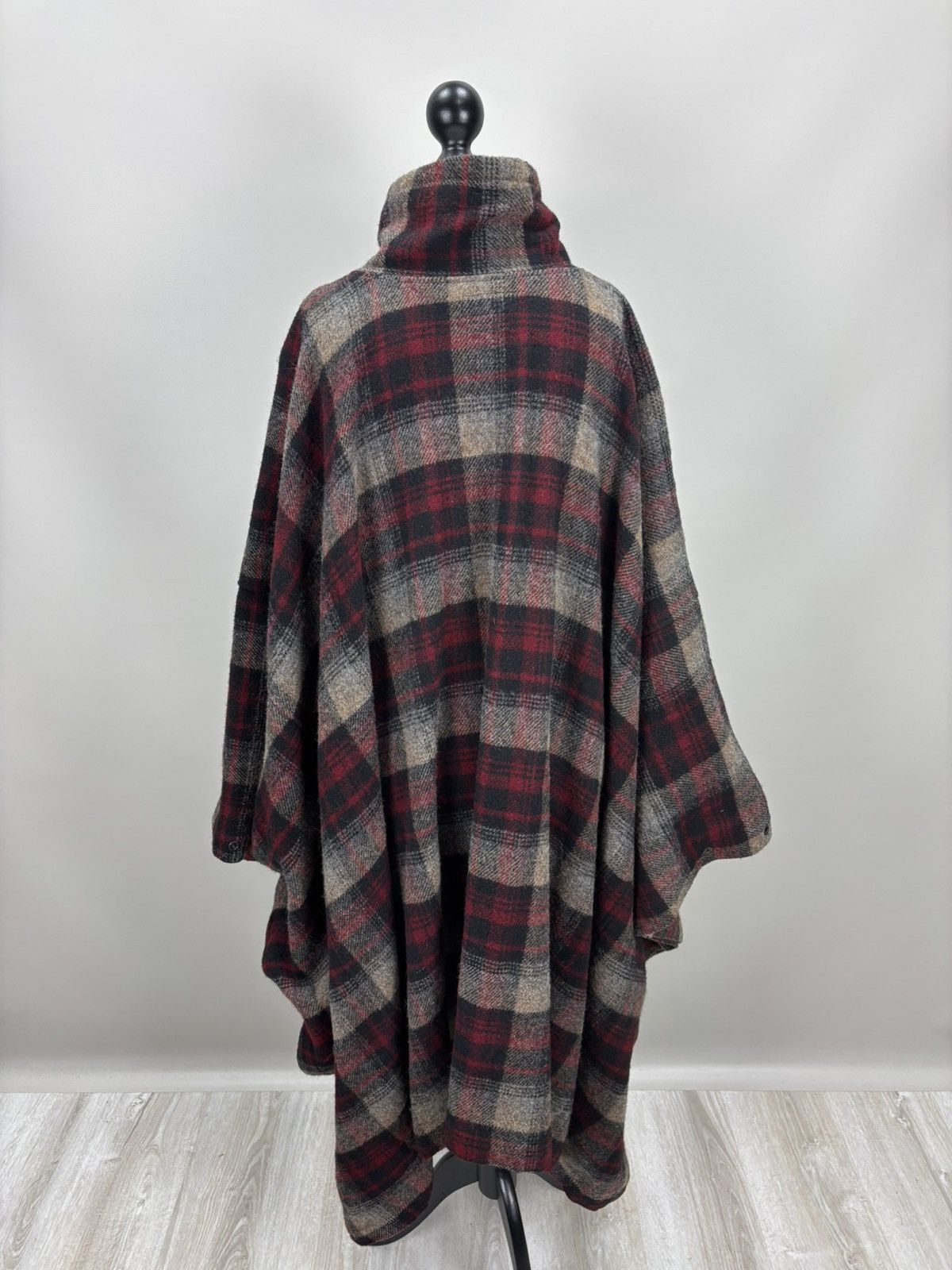 Polo Ralph Lauren Mens vintage Polo Ralph Lauren Indian Poncho Made in U.S.A Size US M / EU 48-50 / 2 - 8 Thumbnail