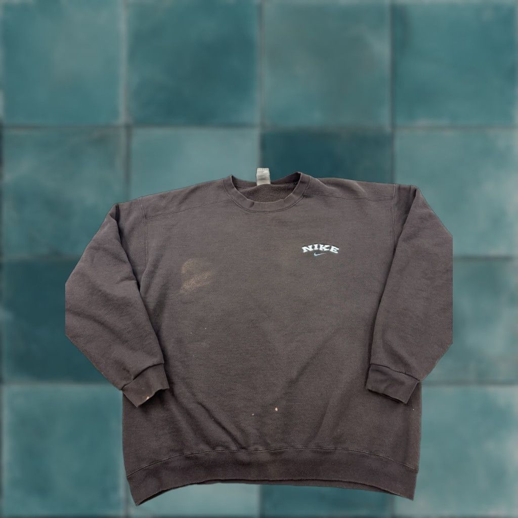 Nike VINTAGE Nike Sweatshirt Men L Gray USA Made Crew Neck Pullover 90s Mens Clothing Size US L / EU 52-54 / 3 - 1 Thumbnail