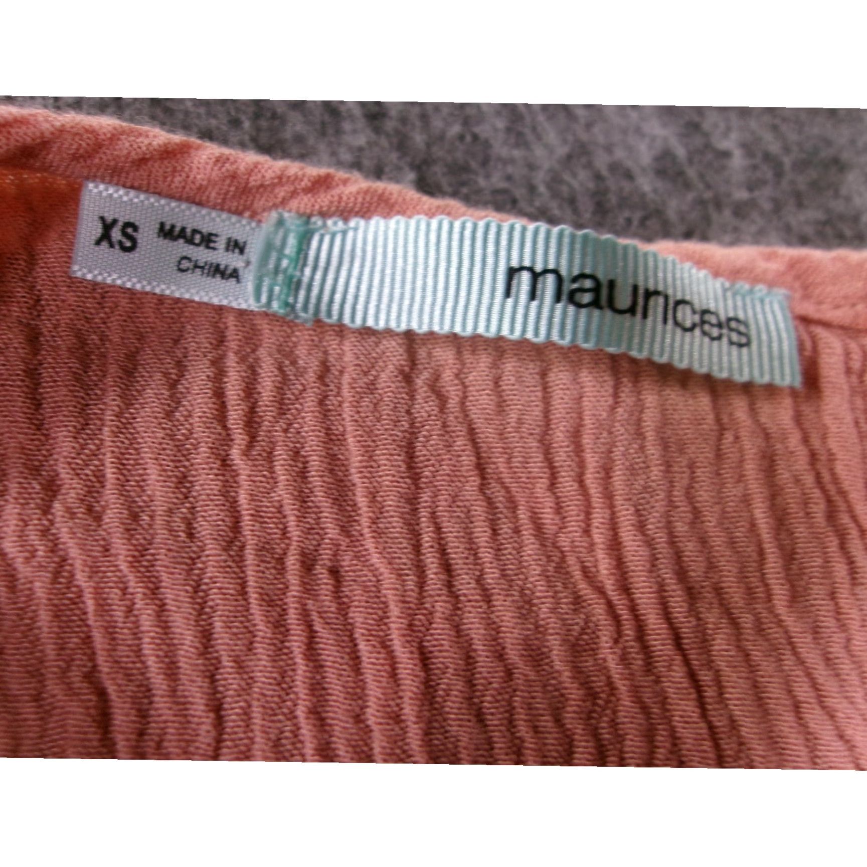 Vintage VINTAGE Maurices Women’s Blouse XS Pink Rayon Long Sleeve Bohemian Chic Casual Size XS / US 0-2 / IT 36-38 - 6 Thumbnail