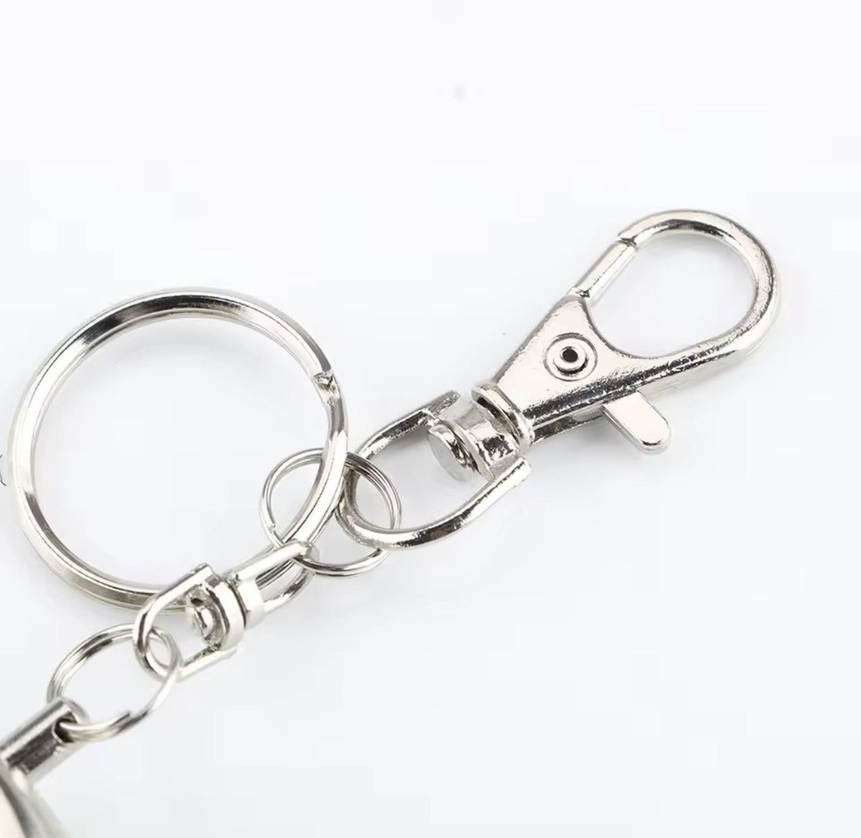 Vintage Portable Vehicle Cigarette Ashtray Ashtray with Key Chain Size ONE SIZE - 5 Thumbnail