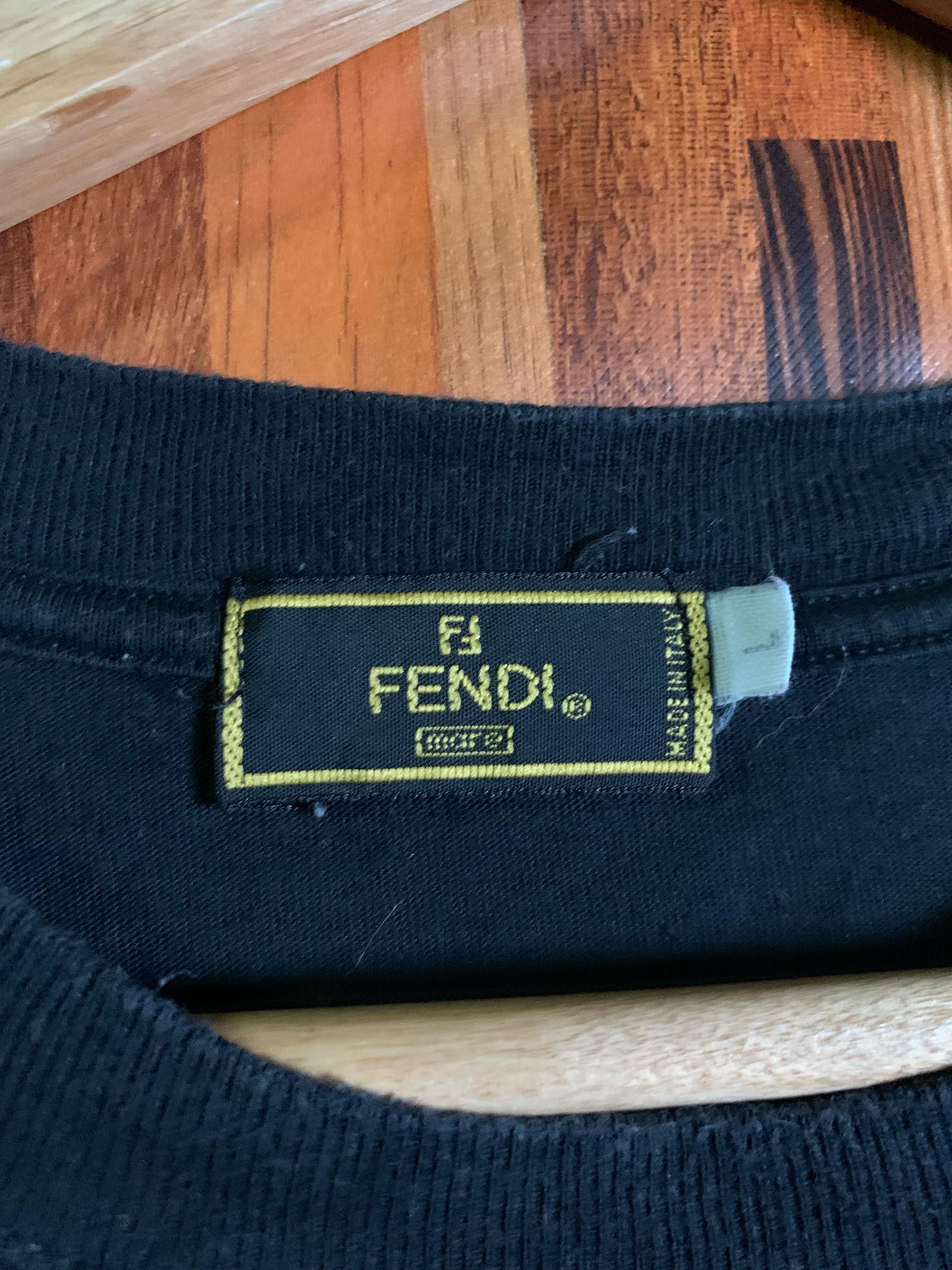Fendi Vintage FENDI Spell Out Streetwear T-Shirt Made Italy Size US L / EU 52-54 / 3 - 3 Thumbnail