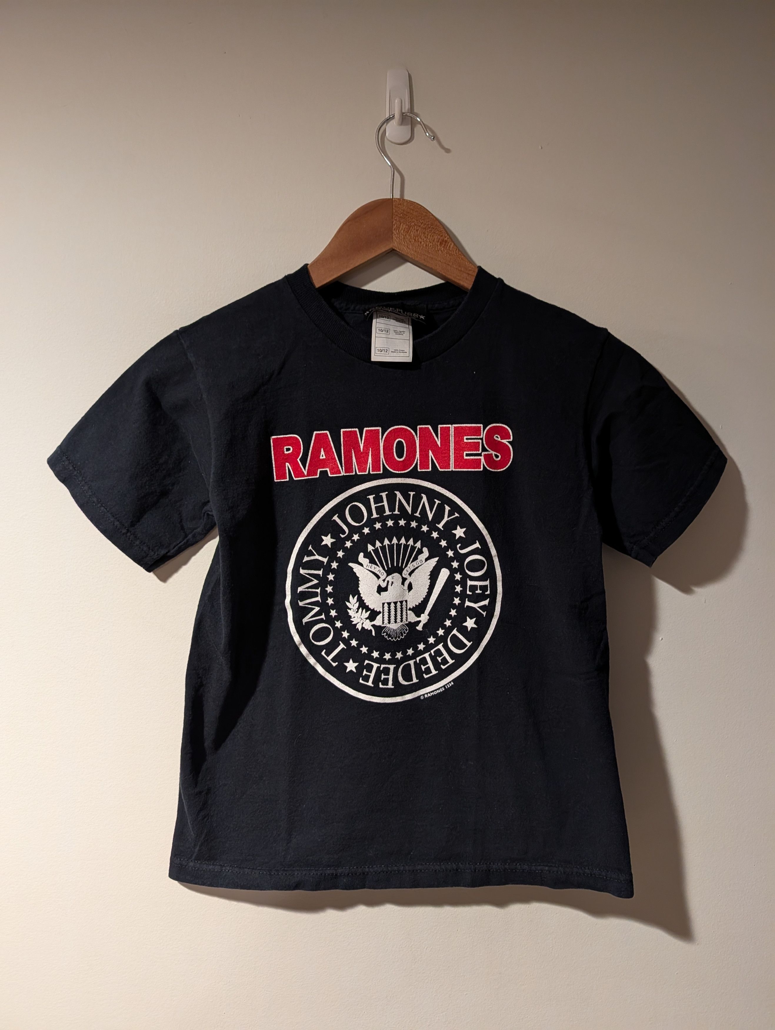 Band Tees Vintage Y2K Ramones Johnny Joey Tommy KIDS Small T-Shirt Size US S / EU 44-46 / 1 - 1 Thumbnail