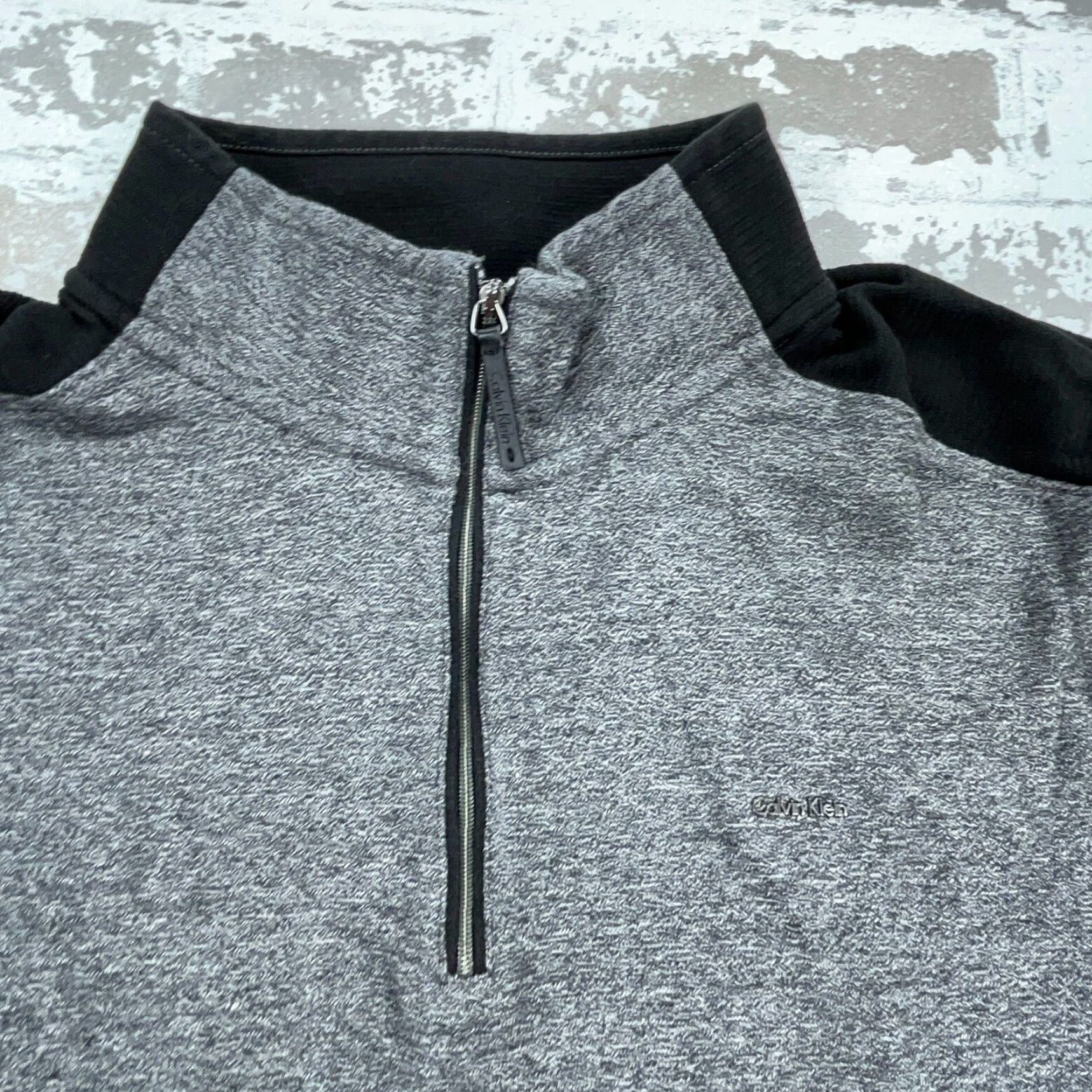 Calvin Klein Calvin Klein Sweater Adult L Gray Knit 1/4 Zip All Seasons Lightweight Logo Mens Size US L / EU 52-54 / 3 - 4 Thumbnail