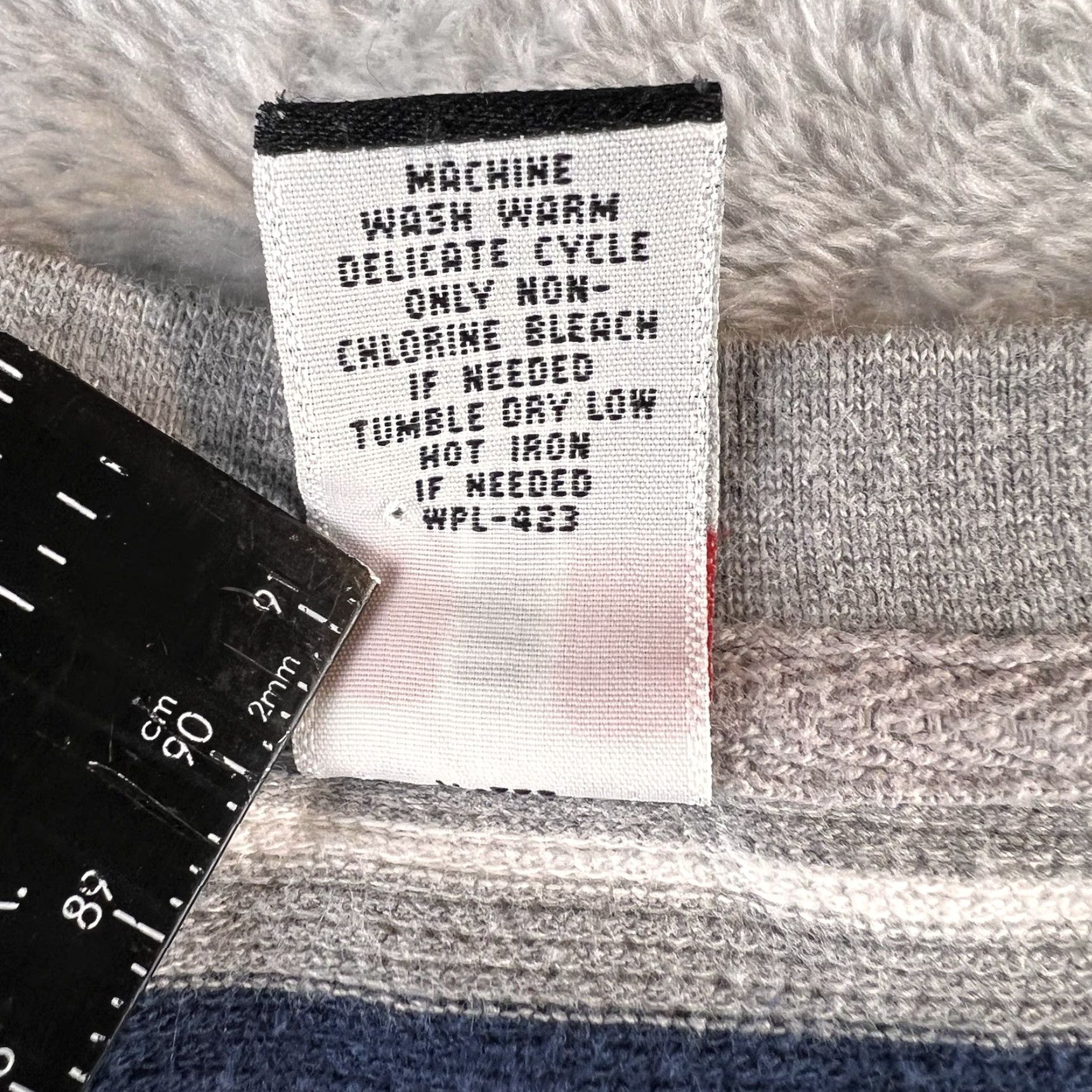 Levi's Levi's T-Shirt Crew Neck Men L White Gray Blue Striped Short Sleeve Classic Outdoor Waffle Knit Size US L / EU 52-54 / 3 - 3 Thumbnail