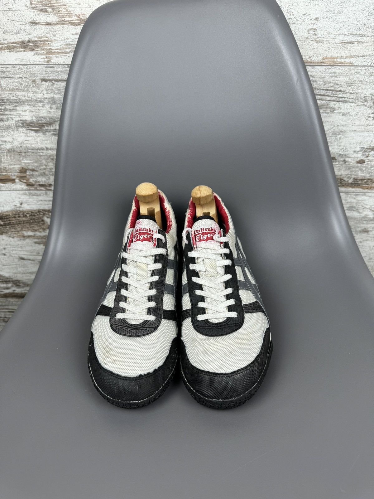 Asics × Vintage Mens Vintage ASICS onitsuka tiger low top sneakers rare y2k Size US 9 / EU 42 - 6 Thumbnail