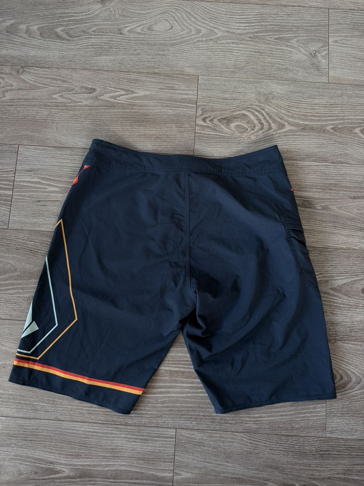 Volcom Volcom Mod Tech Repreve Big Logo Shorts Size US 32 / EU 48 - 16 Thumbnail