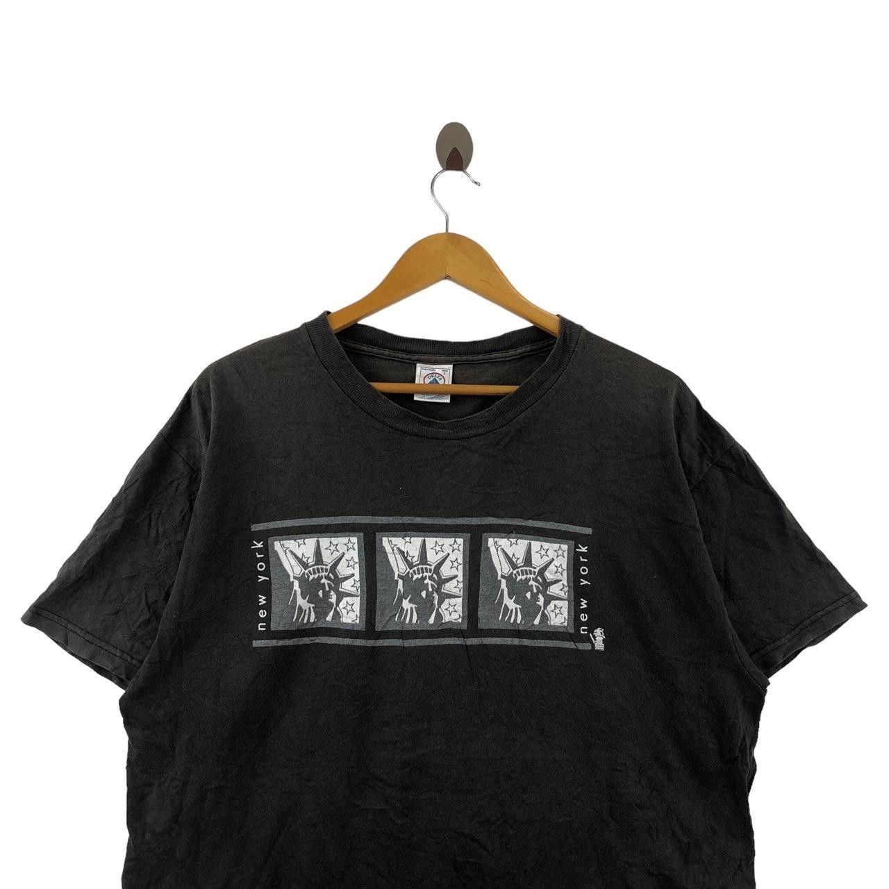 Vintage Vintage KEITH HARING New York Statue Liberty Tee Shirt Size L / US 10 / IT 46 - 3 Thumbnail