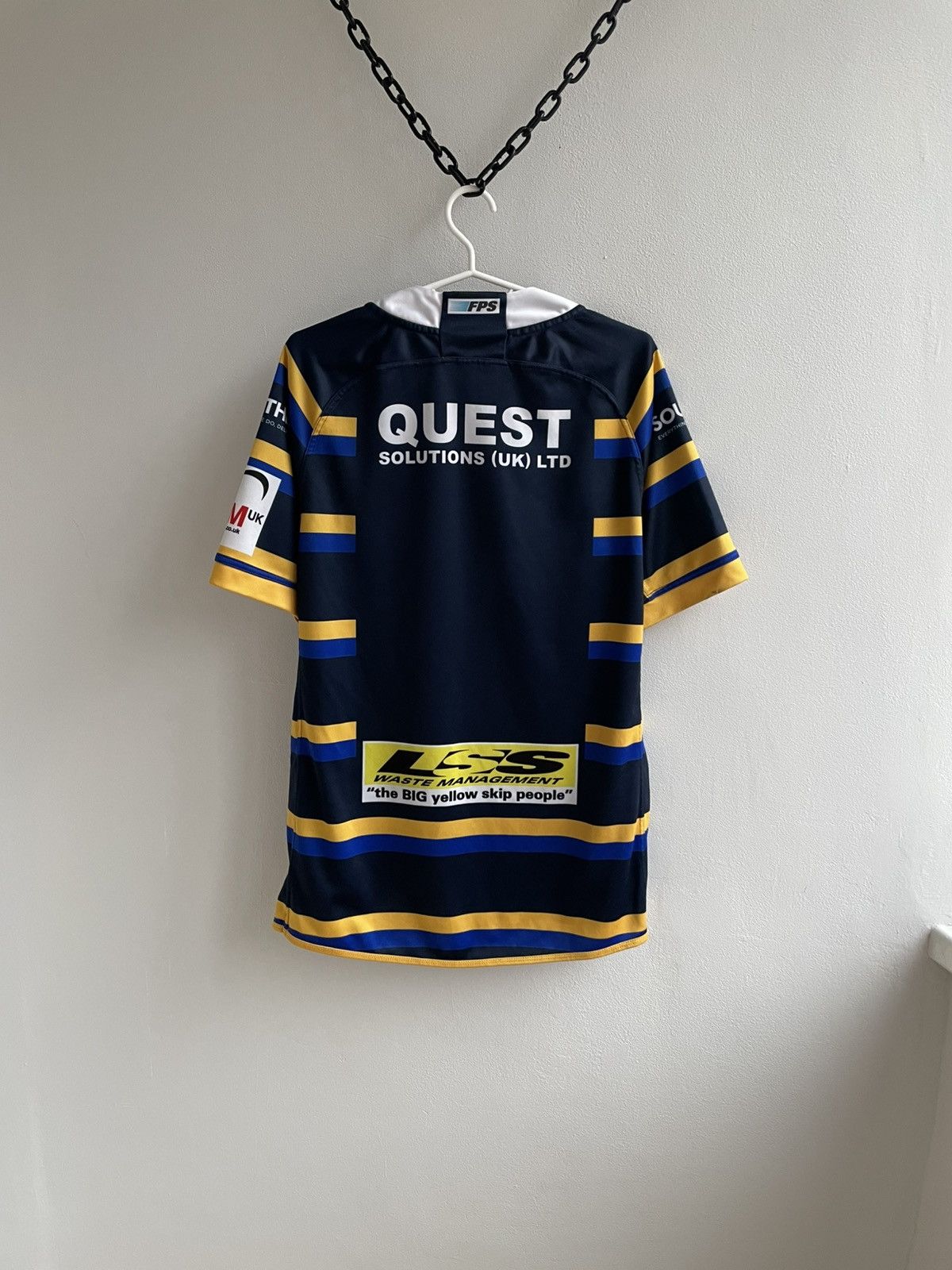 Vintage Leeds Rhinos Vintage Home Rugby Shirt Jersey ISC Size US L / EU 52-54 / 3 - 10 Thumbnail
