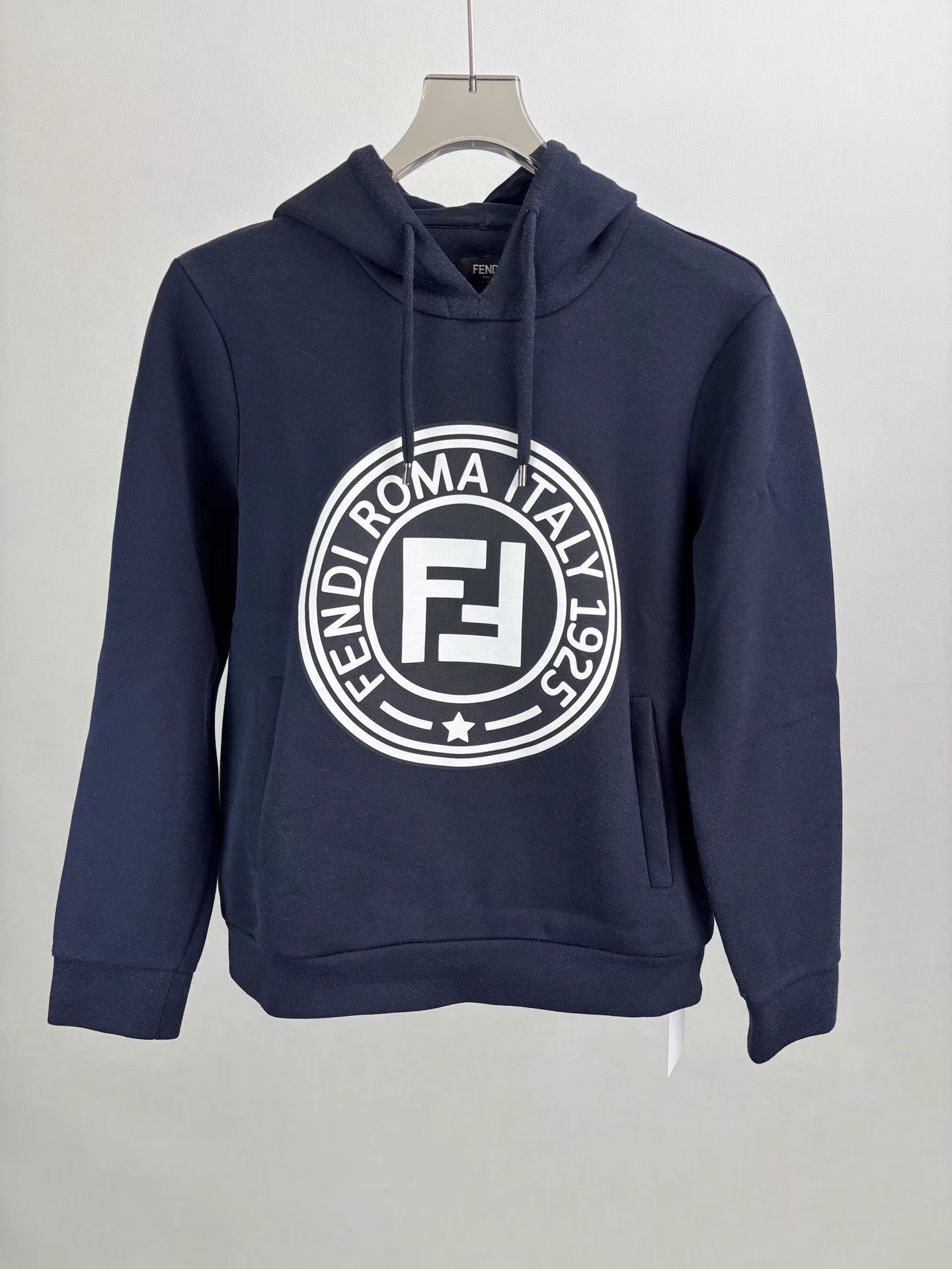 Fendi FENDI FF Logo Round Neck Sweatshirt Size US S / EU 44-46 / 1 - 1 Thumbnail