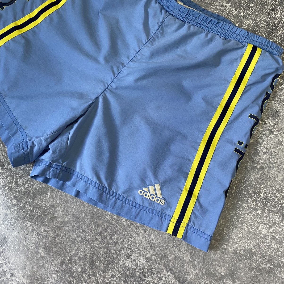 Vintage Vintage Adidas Big logo Graphic Swimshorts 90’s Size US 30 / EU 46 - 3 Thumbnail