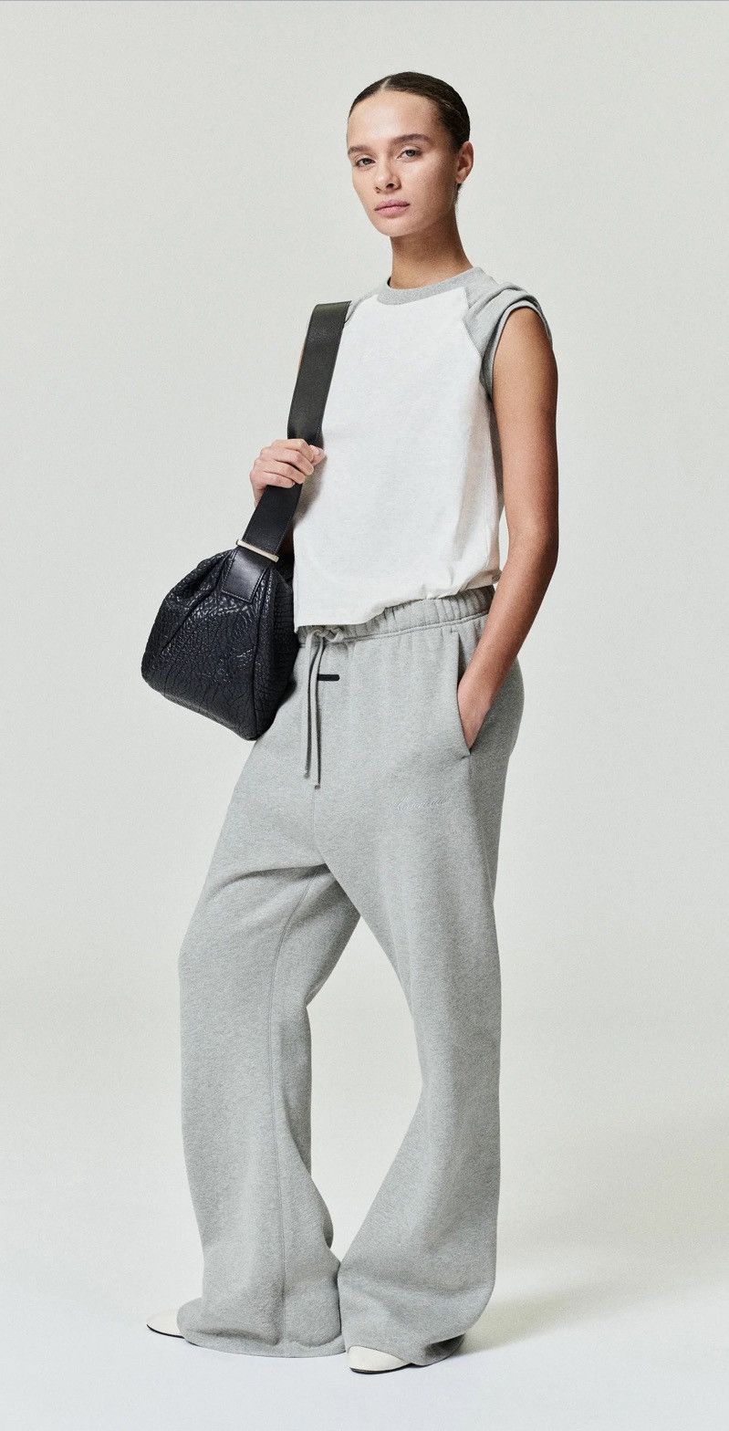 Essentials Essentials Signature SS26 Classic Flare Sweatpant Size 27" / US 4 / IT 40 - 1 Thumbnail