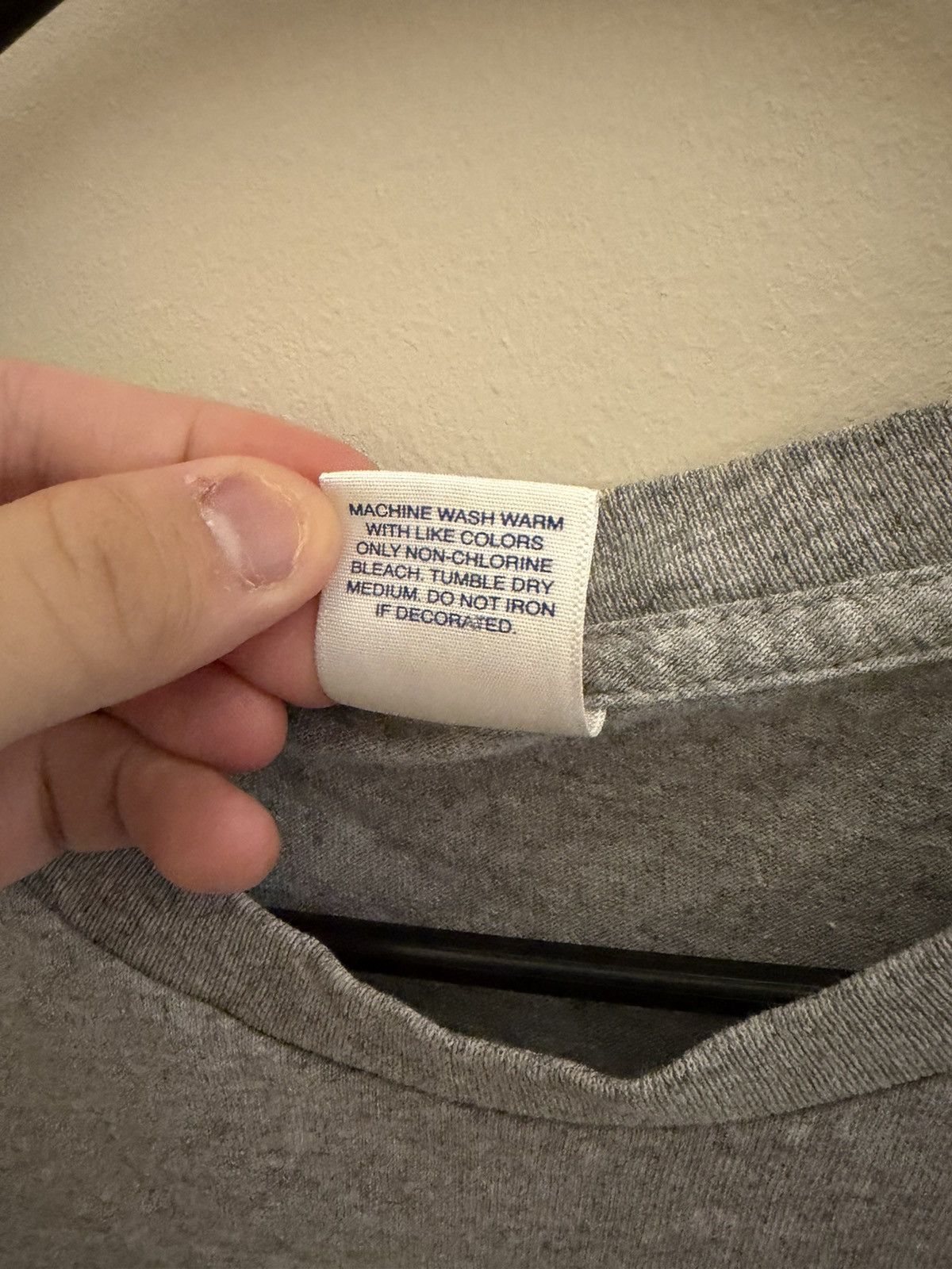 Supreme Supreme SS17 Fuck Off Tee (Grey) Size US XL / EU 56 / 4 - 4 Thumbnail