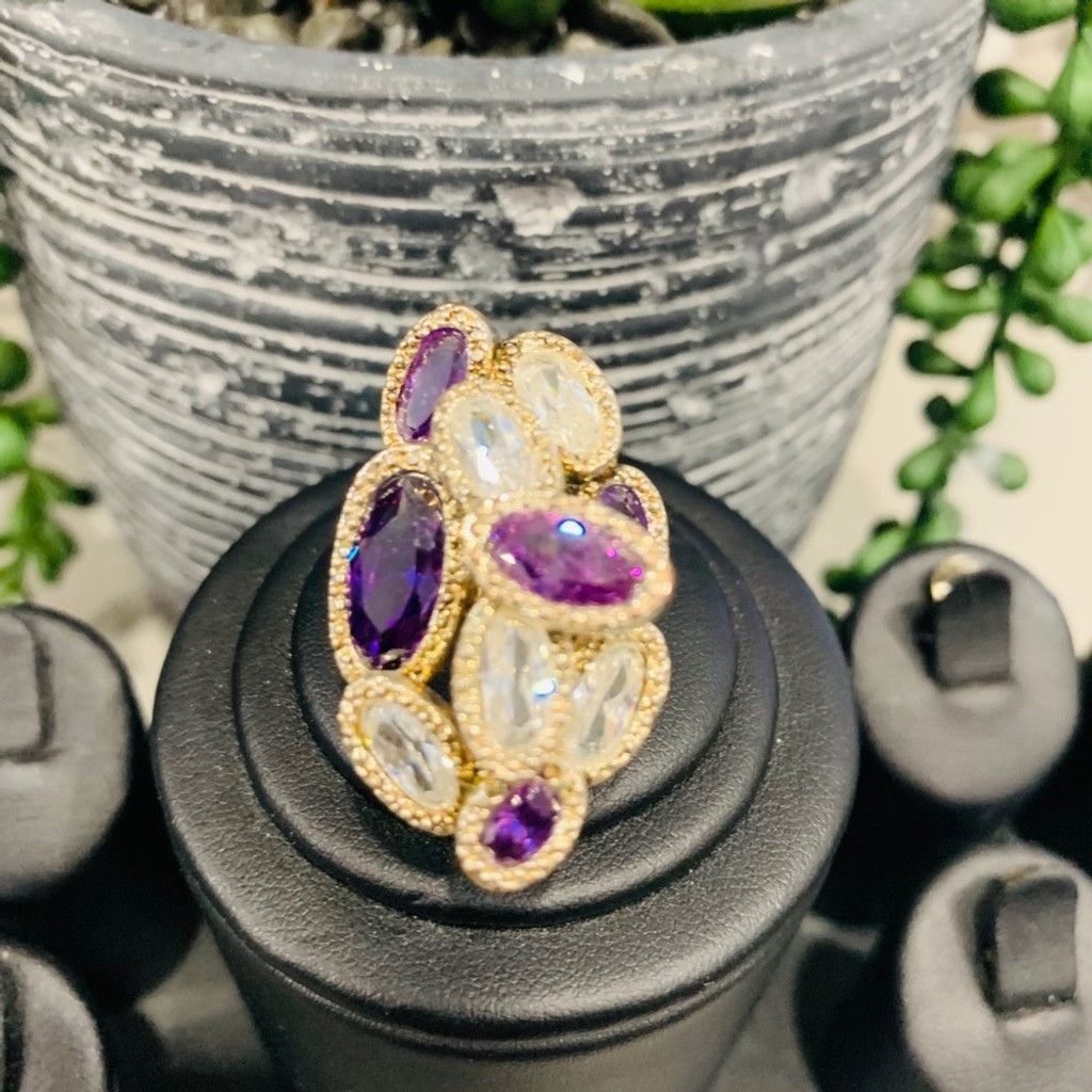 Vintage Gorgeous Sterling Silver Ring with amethyst stones Size ONE SIZE - 2 Thumbnail