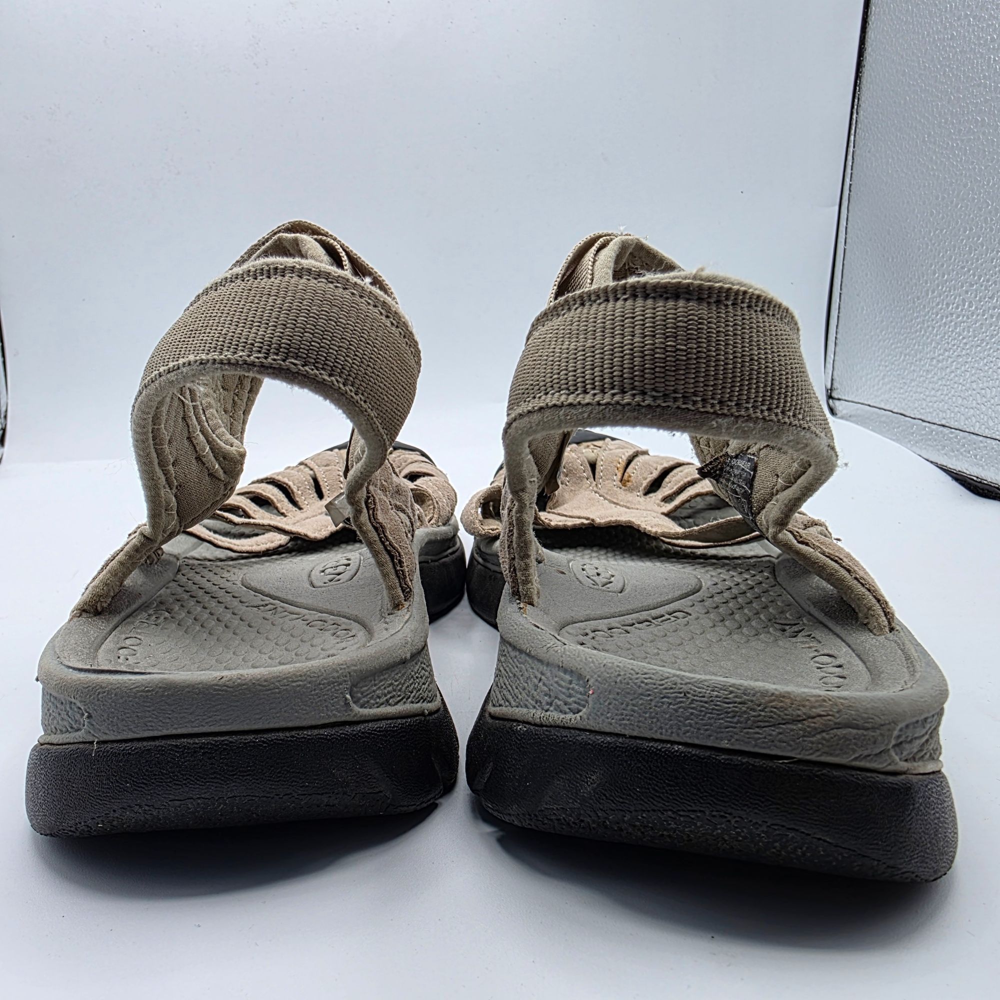 KEEN Keen Rose Womens 7.5 Beige Closed Toe Sandals Beach Outdoors Size US 7.5 / IT 37.5 - 5 Thumbnail