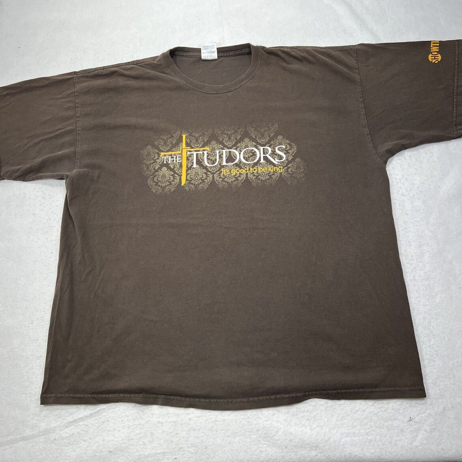 Gildan Vintage The Tudors Showtime XXL Brown Graphic T Shirt Size US XXL / EU 58 / 5 - 1 Thumbnail