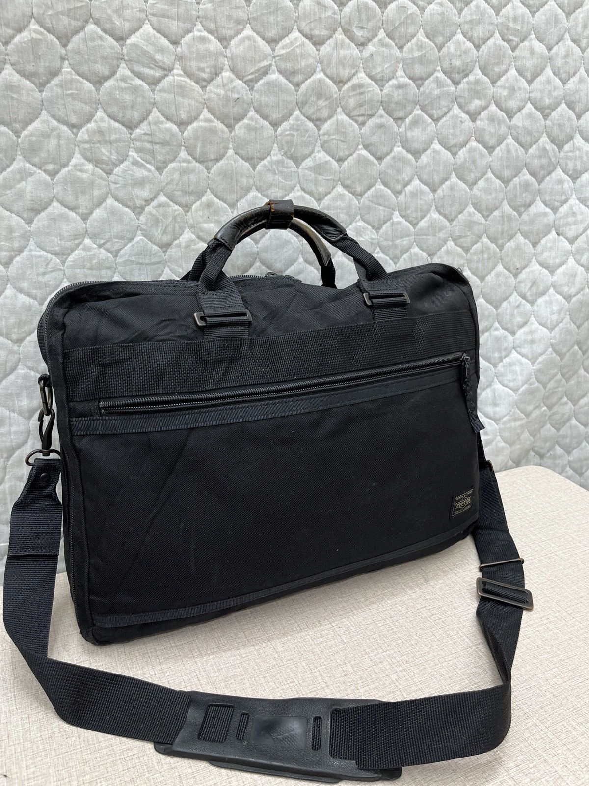 Porter 🔥🔥🔥ARCHIVE VTG PORTER MESSENGER BAG Size ONE SIZE - 2 Thumbnail
