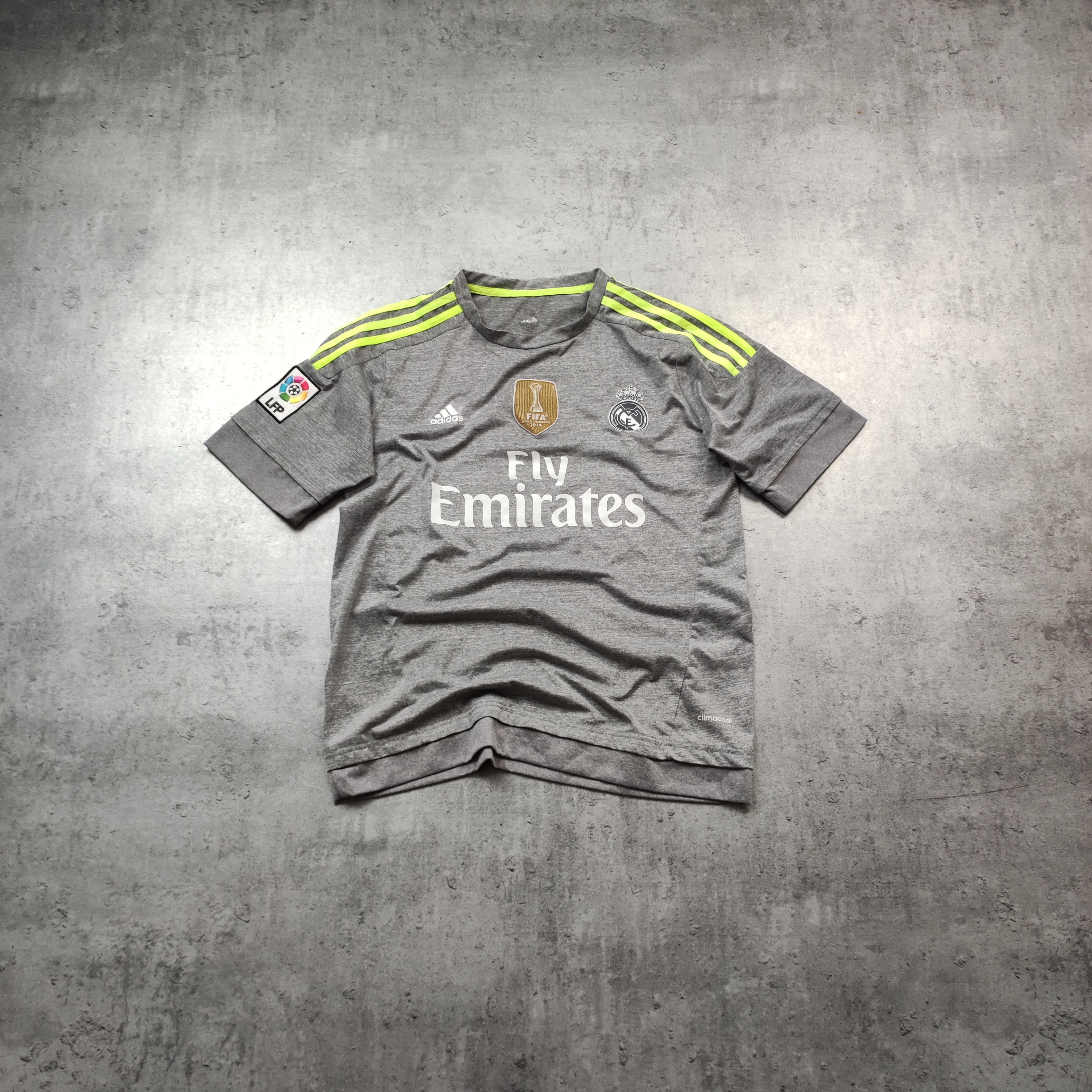 Adidas RARE Cristiano Ronaldo CR7 Real Madrid Away 2015 Jersey Size US M / EU 48-50 / 2 - 1 Thumbnail