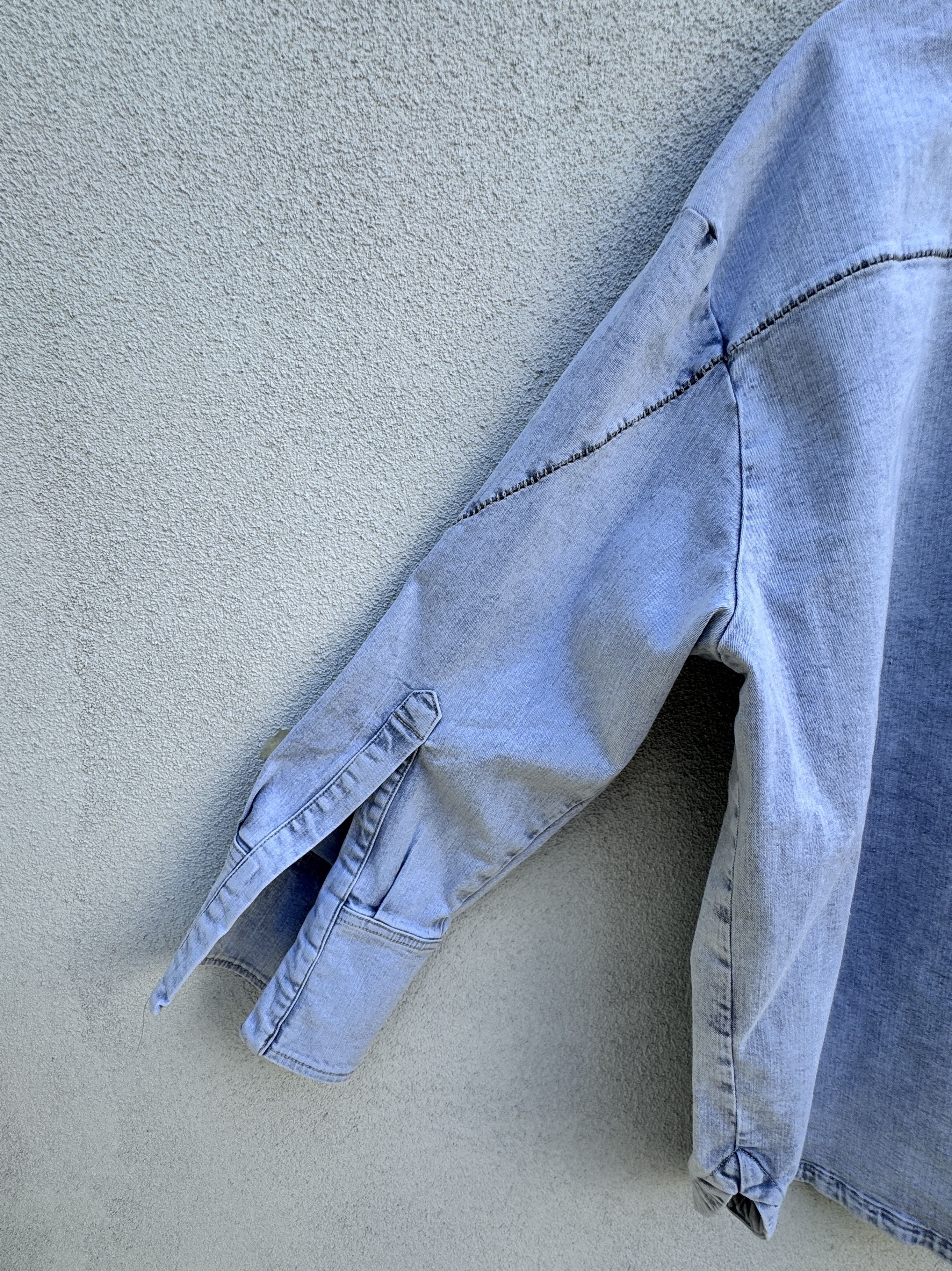 Thom Krom THOM KROM Unisex Oversized Blue Jeans Shirt Size M to XL Size US M / EU 48-50 / 2 - 9 Thumbnail