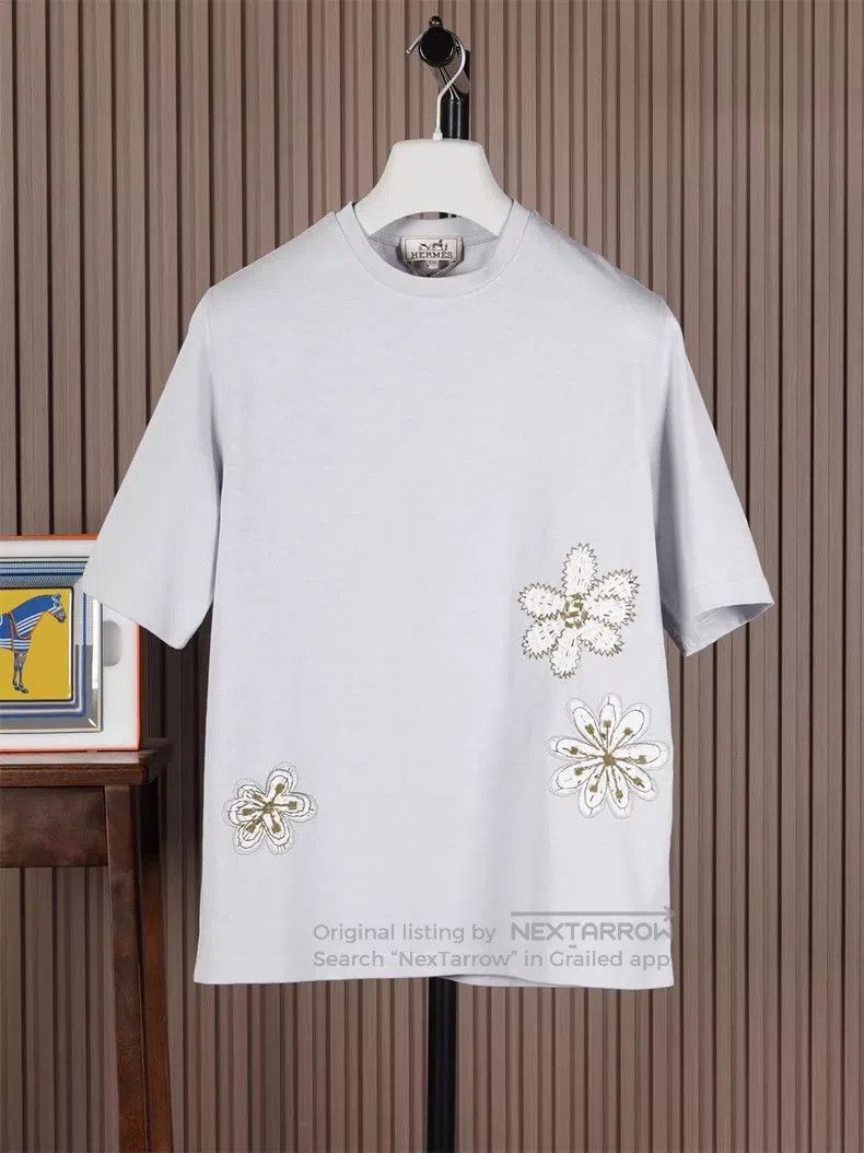 Hermes Hermes Men's 25 Short Sleeve Size US XXS / EU 40 - 1 Thumbnail