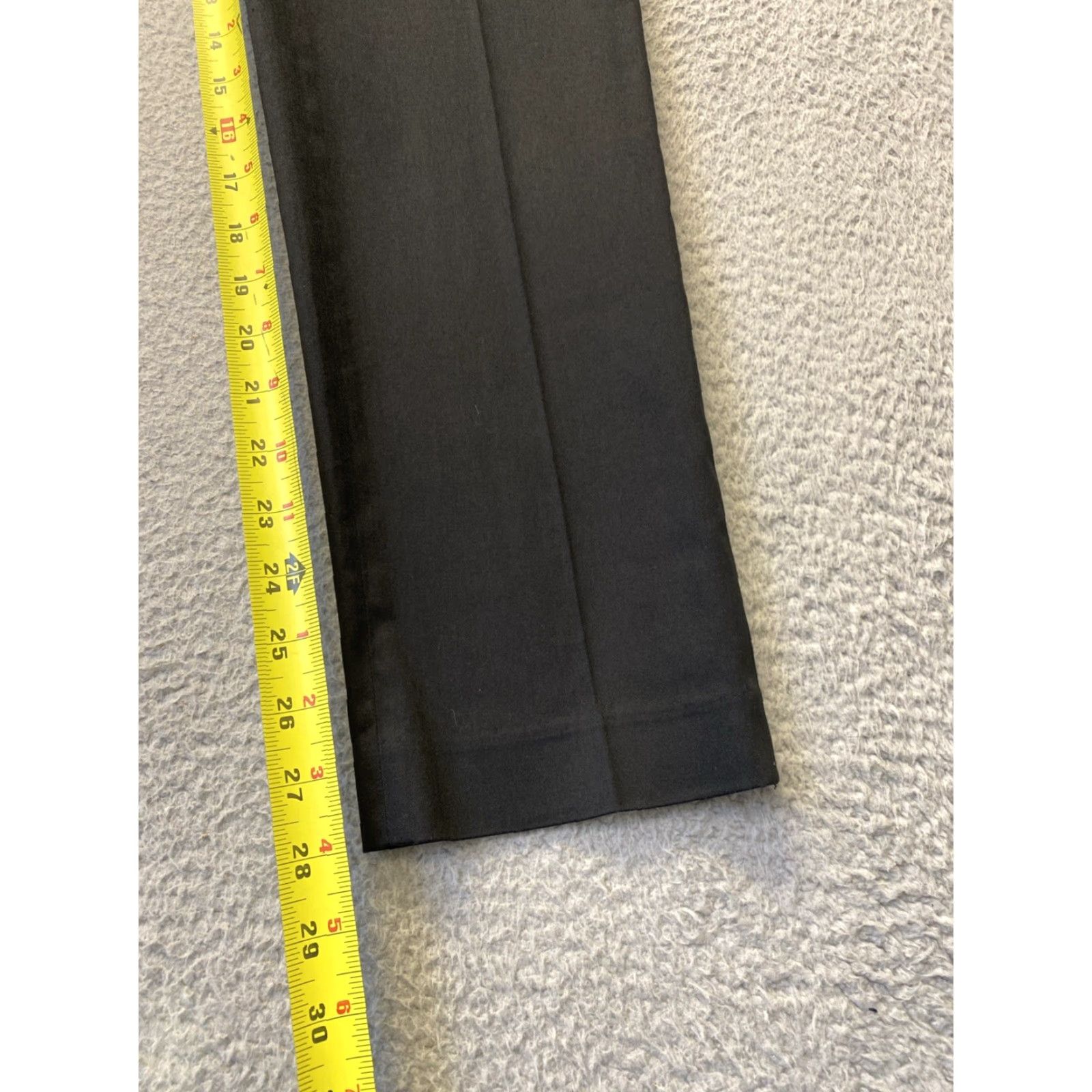Michael Kors VINTAGE? No — Michael Kors Izzy Skinny Cropped Pants Black 6 Women Slim Low Rise 28 Inseam Zip Button Logo Pocket Slit 1233 Size 28" / US 6 / IT 42 - 7 Thumbnail