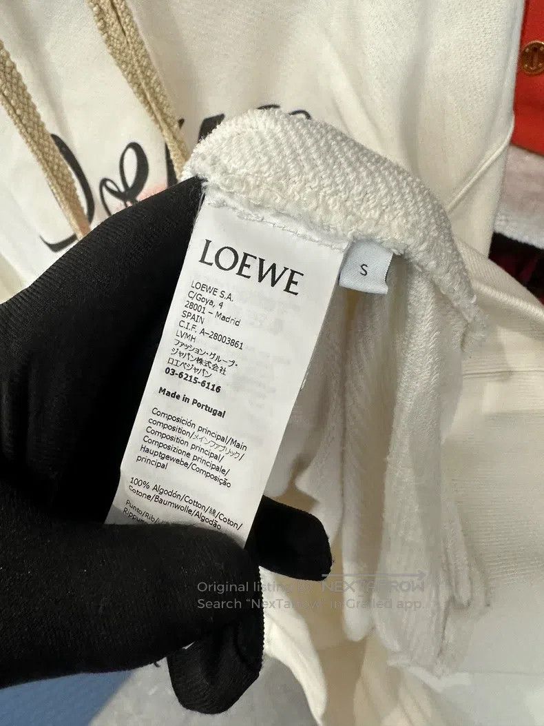 Loewe Loewe Men's logo painted hooded sweatshirt Size US S / EU 44-46 / 1 - 3 Thumbnail