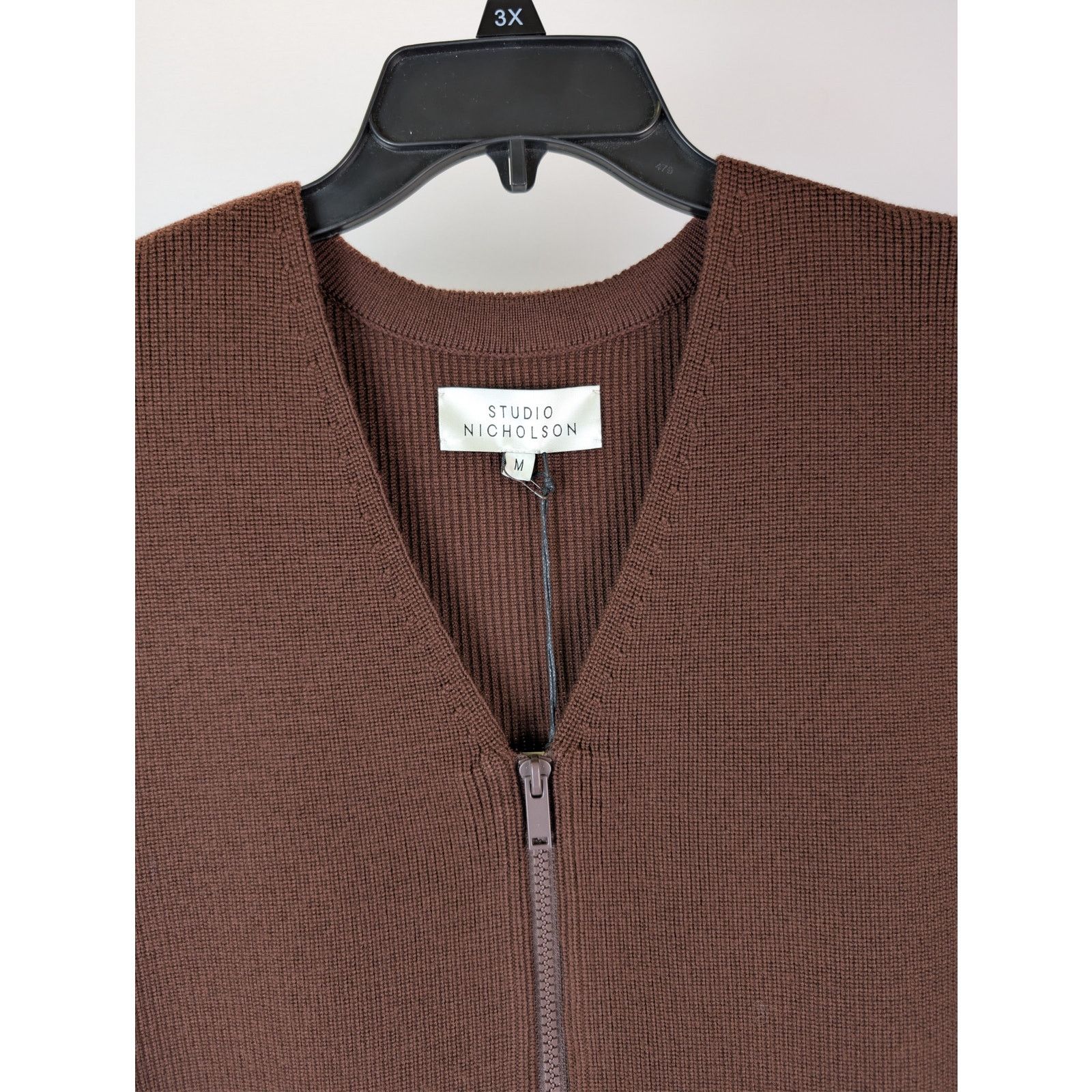 Studio Nicholson o1rshd1 Chesnut Knitwear 12GG Rib Zipped Vest Gilet in Brown Size US M / EU 48-50 / 2 - 7 Thumbnail