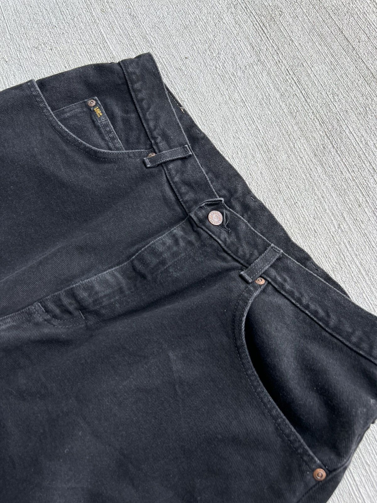 Lee Vintage 90s Lee Black Denim Shorts Jorts Size US 38 / EU 54 - 6 Thumbnail