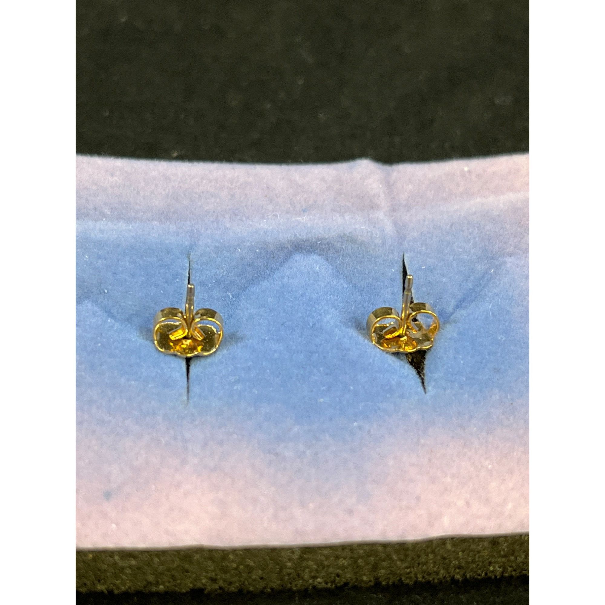 Other Vintage Avon Holly Leaf Earrings & Holly Tree Brooch Set SKU Size ONE SIZE - 4 Thumbnail