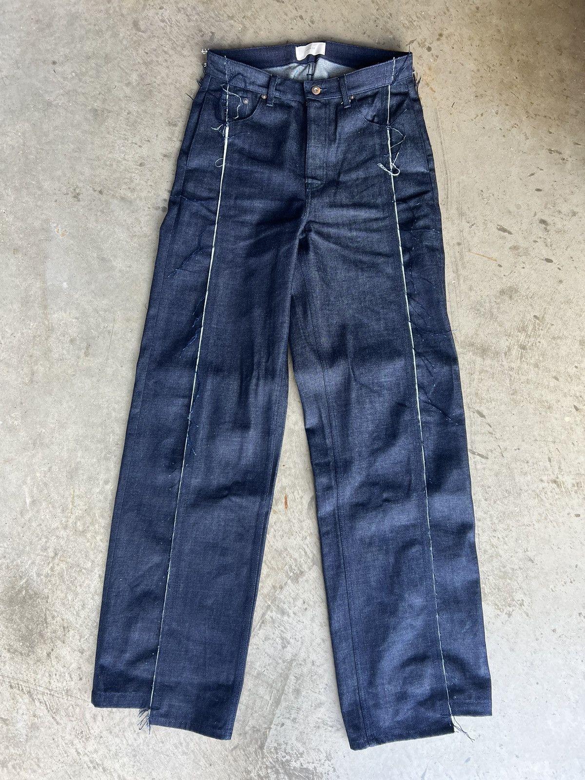 Vuja De Vuja De Amalia Straight-Leg Raw Denim in Indigo | Grailed