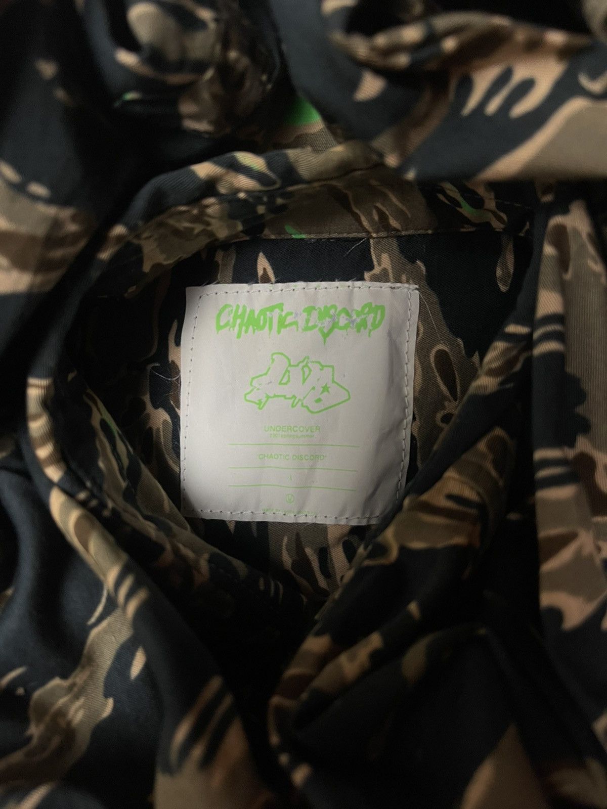 Undercover SS2001 Undercover dessert neon camo button down shirt Size US M / EU 48-50 / 2 - 9 Thumbnail