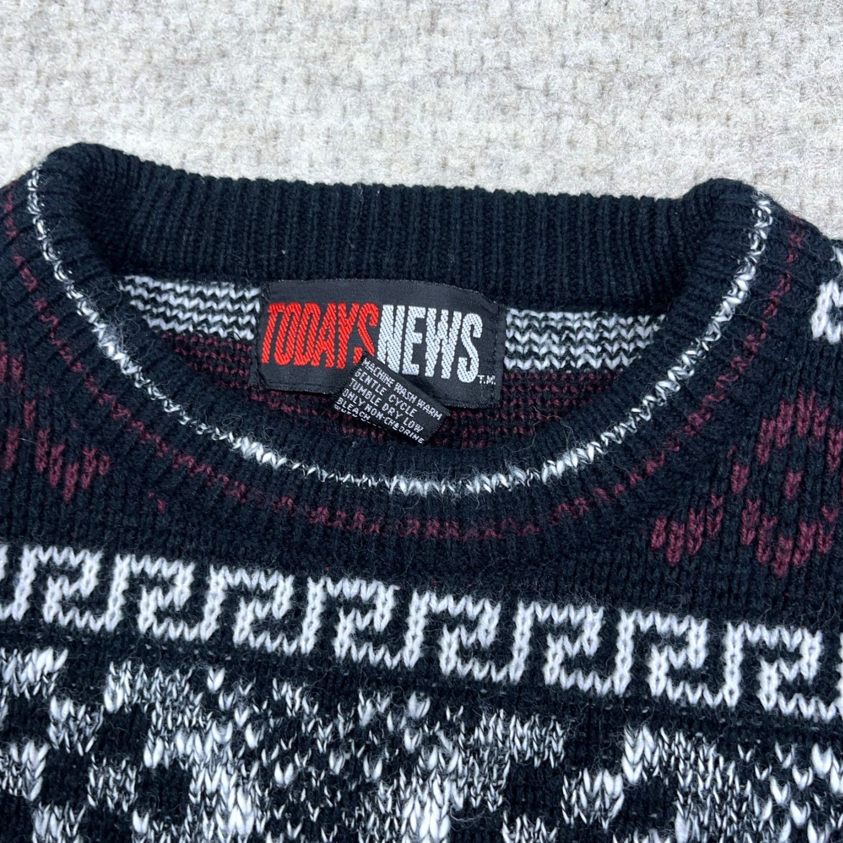 Vintage Vintage Grandpa Sweater Men Medium Black Red Geometric Knit Golf 90s Y2K Cosby Size US M / EU 48-50 / 2 - 3 Thumbnail