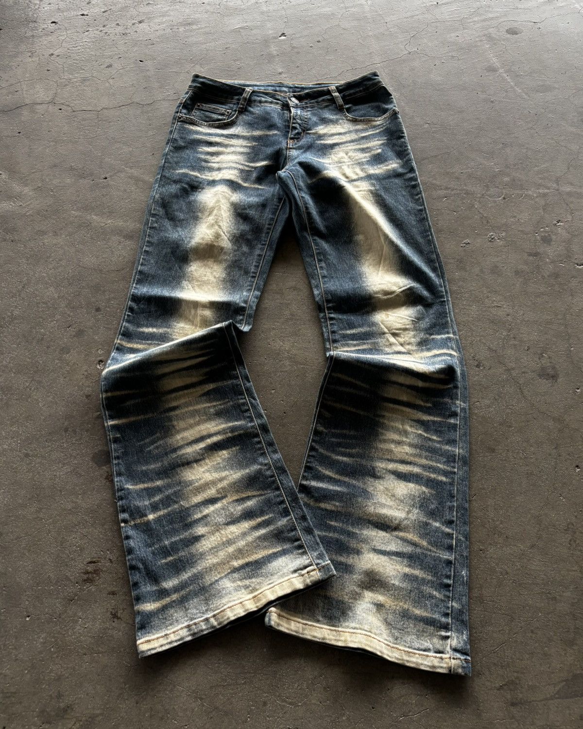 Japanese Brand Japanese Mud Washed Denim Pants Size US 29 - 1 Thumbnail