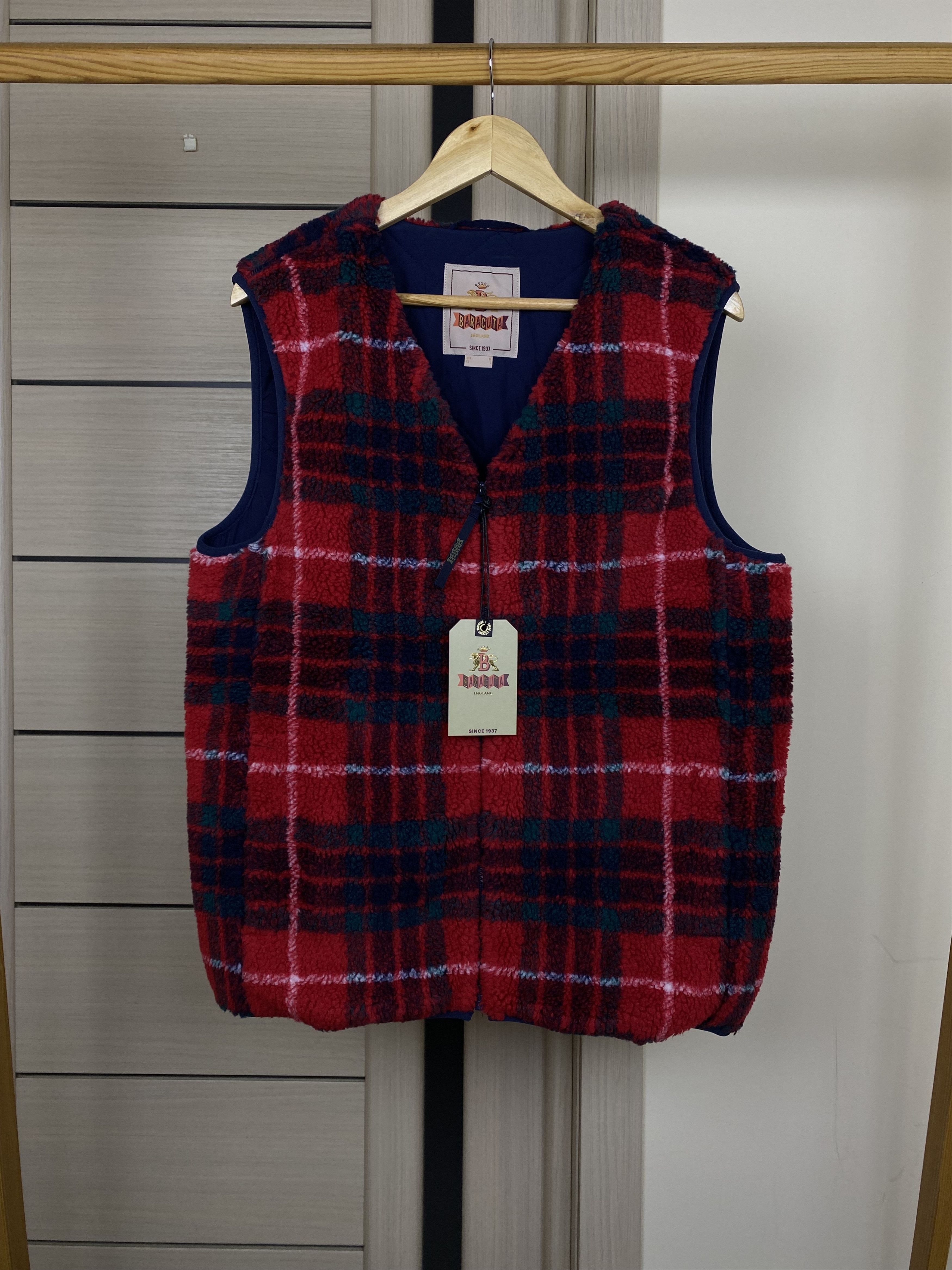 Baracuta BARACUTA CURLY FLEECE LINER VEST TARTAN RED Size L Size US L / EU 52-54 / 3 - 1 Thumbnail
