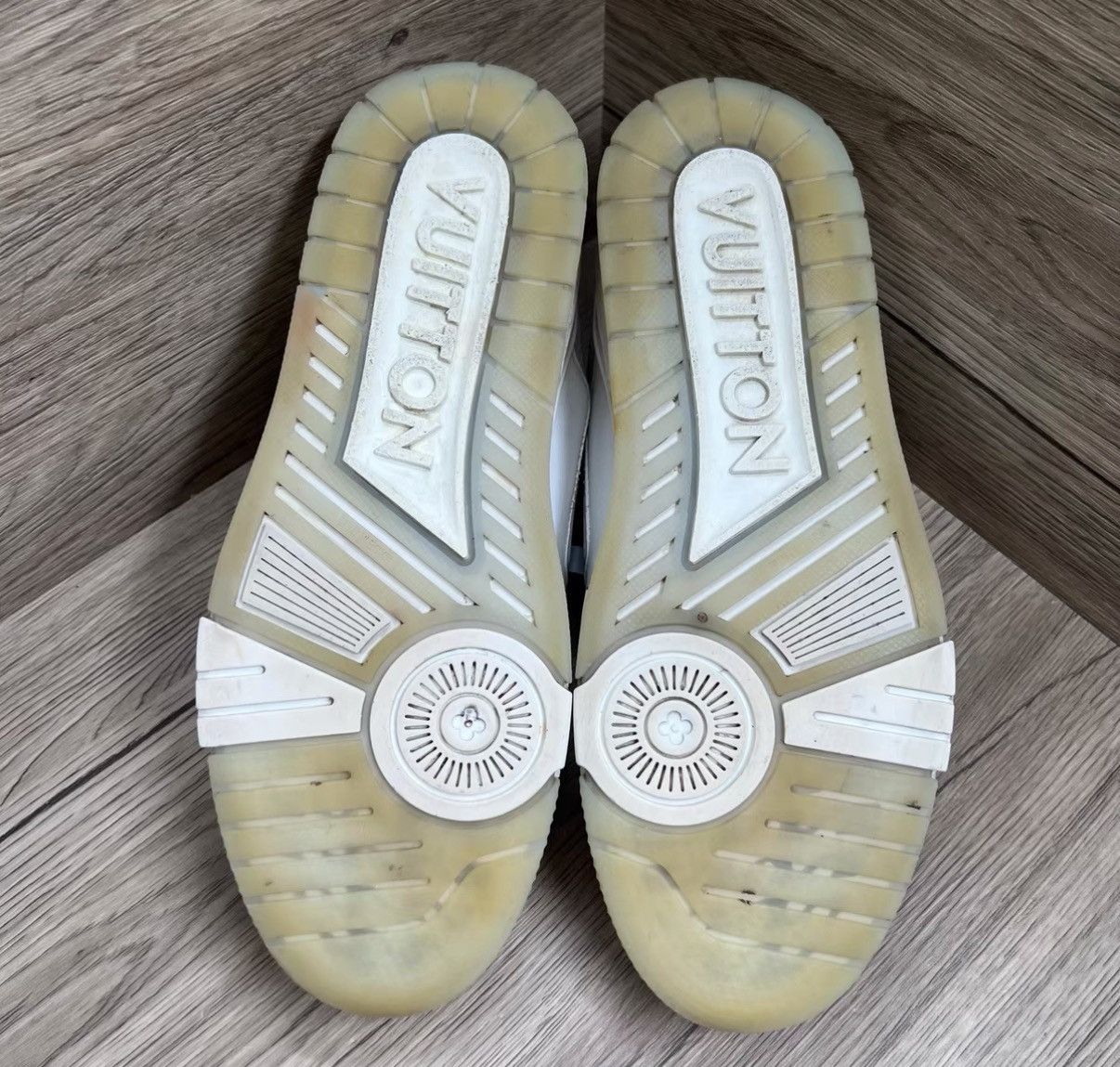 Louis Vuitton LV Louis Vuitton Trainer White Cement Sneakers J41 Size US 7.5 / EU 40-41 - 5 Thumbnail