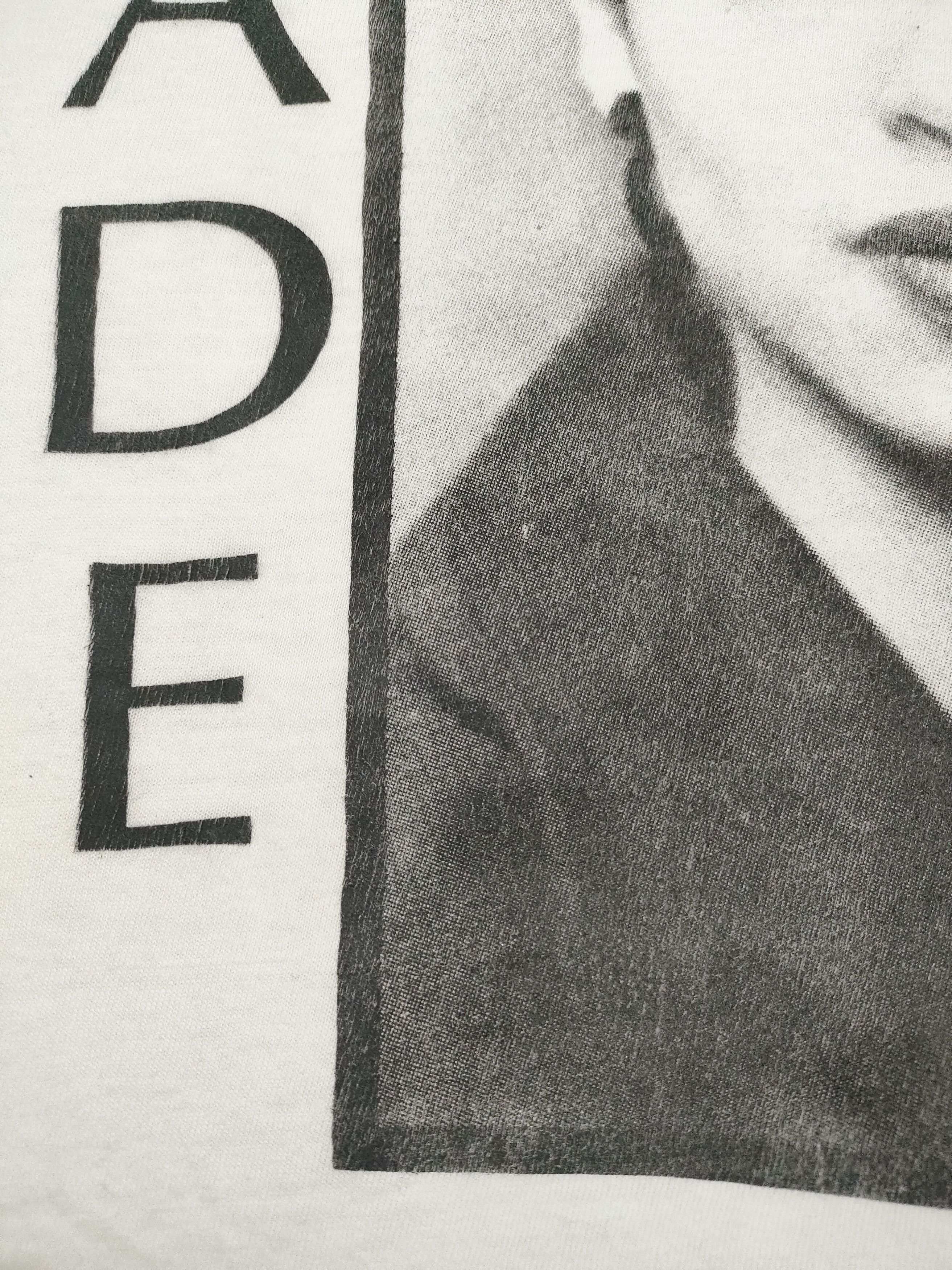 Band Tees 90s SADE Vintage T-Shirt Size US L / EU 52-54 / 3 - 4 Thumbnail