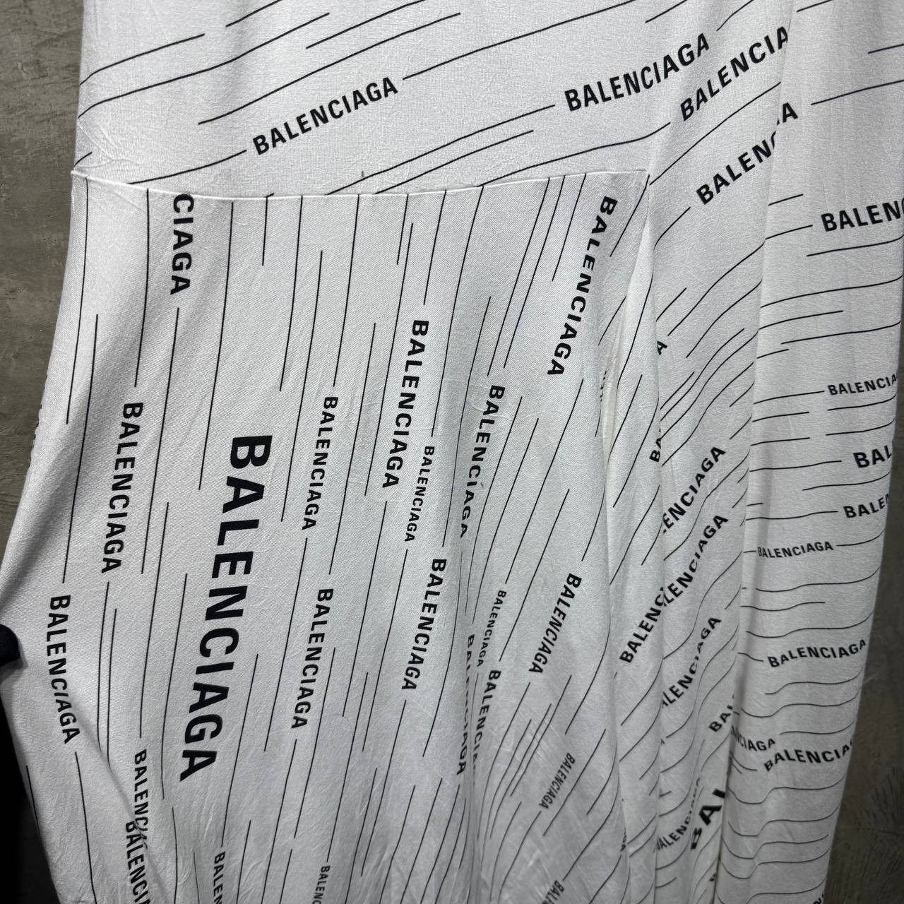 Balenciaga Balenciaga Asymmetric Midi Skirt Size 26" / US 2 / IT 38 - 4 Thumbnail