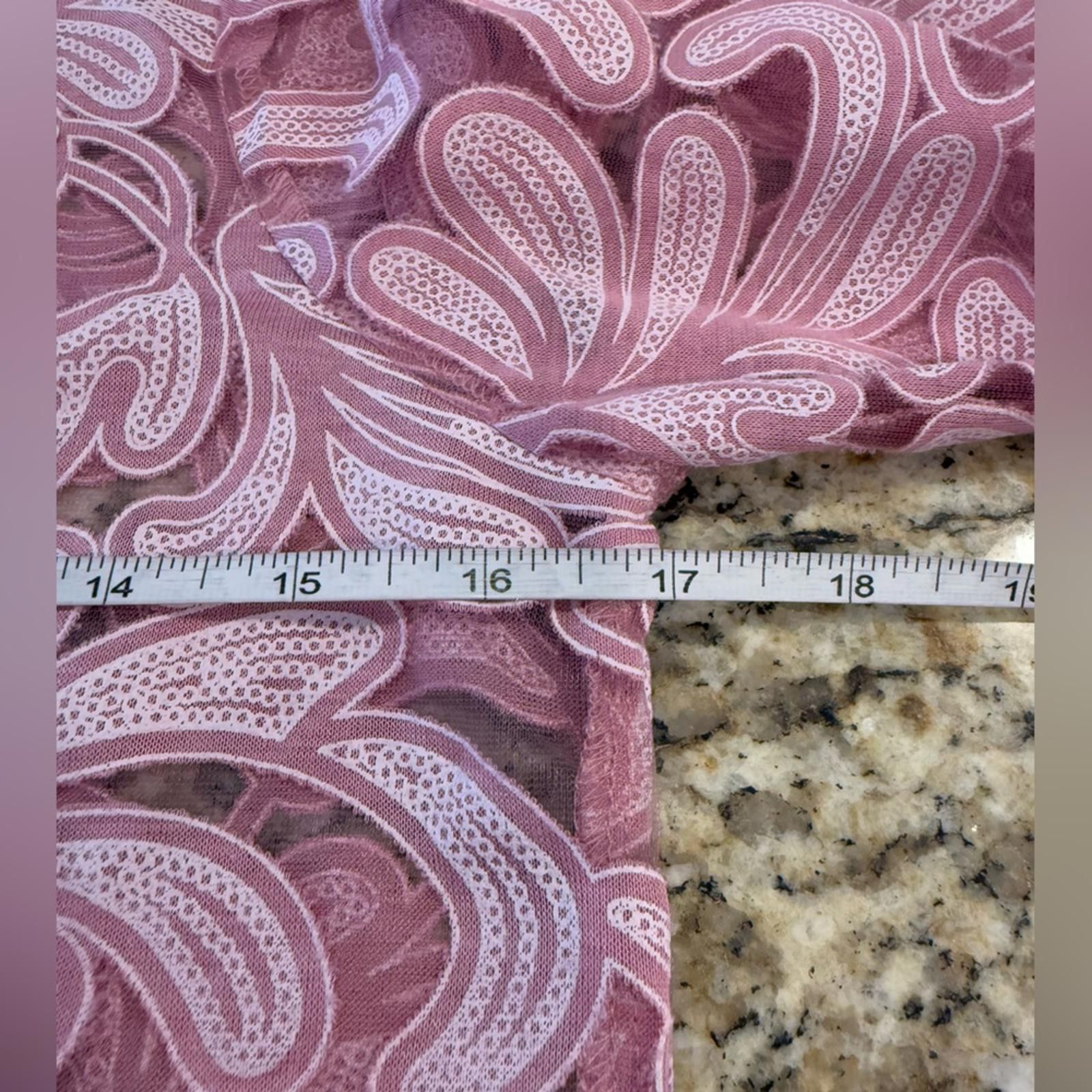 Other NY Collection sheer pink & white floral lace top SZ SM Size S / US 4 / IT 40 - 10 Thumbnail