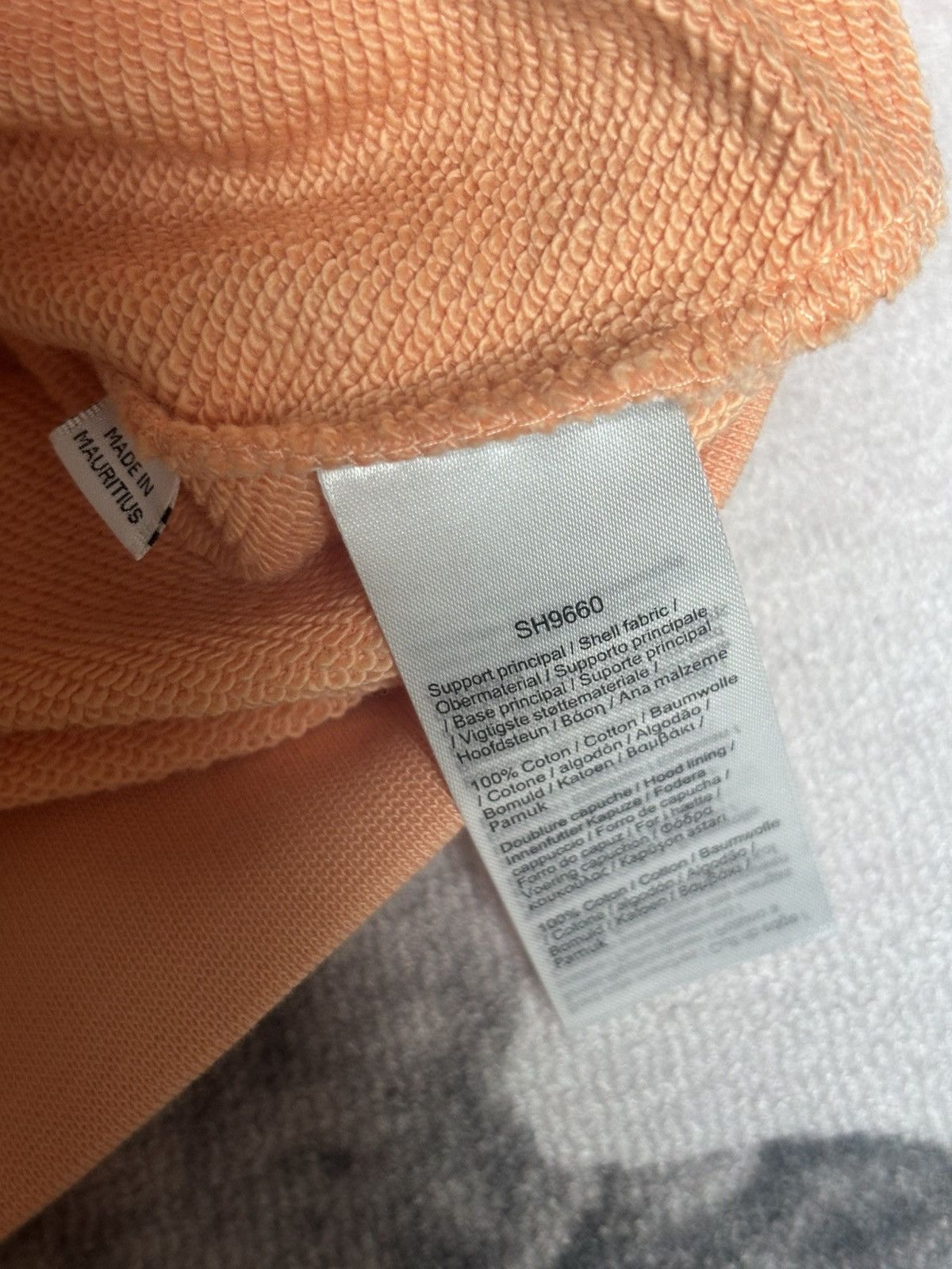 Lacoste Peach Lacoste hoodie size S Size US S / EU 44-46 / 1 - 9 Thumbnail