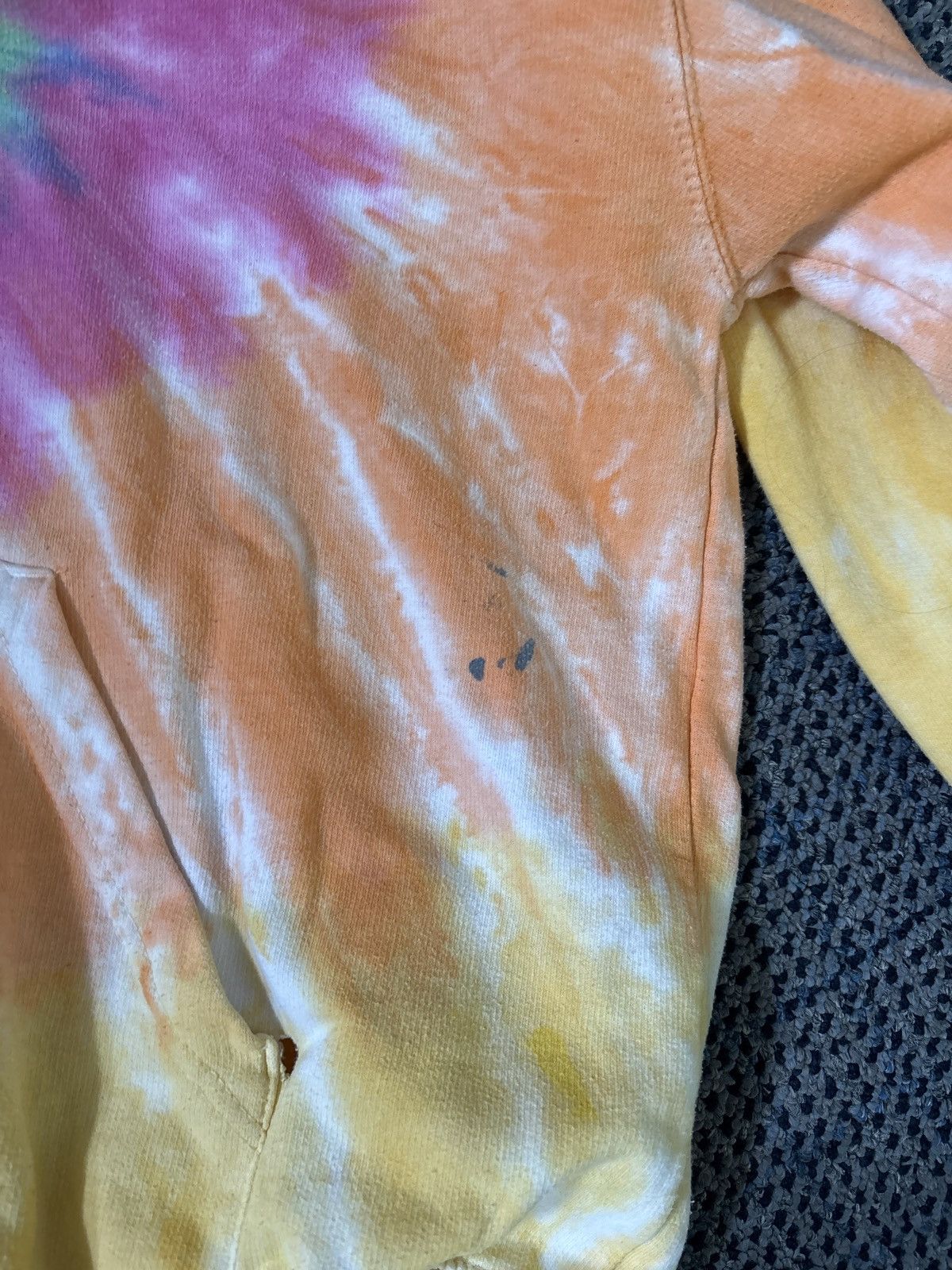 Travis Scott Travis Scott Astroworld Tie Dye Hoodie Size US XL / EU 56 / 4 - 3 Thumbnail