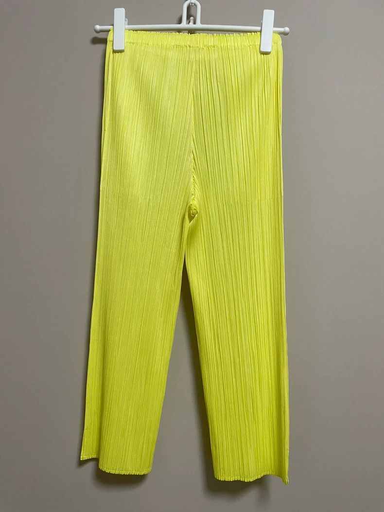 Issey Miyake Issey Miyake size:3 Yellow pleated pants Size 42" / US 20 - 3 Thumbnail